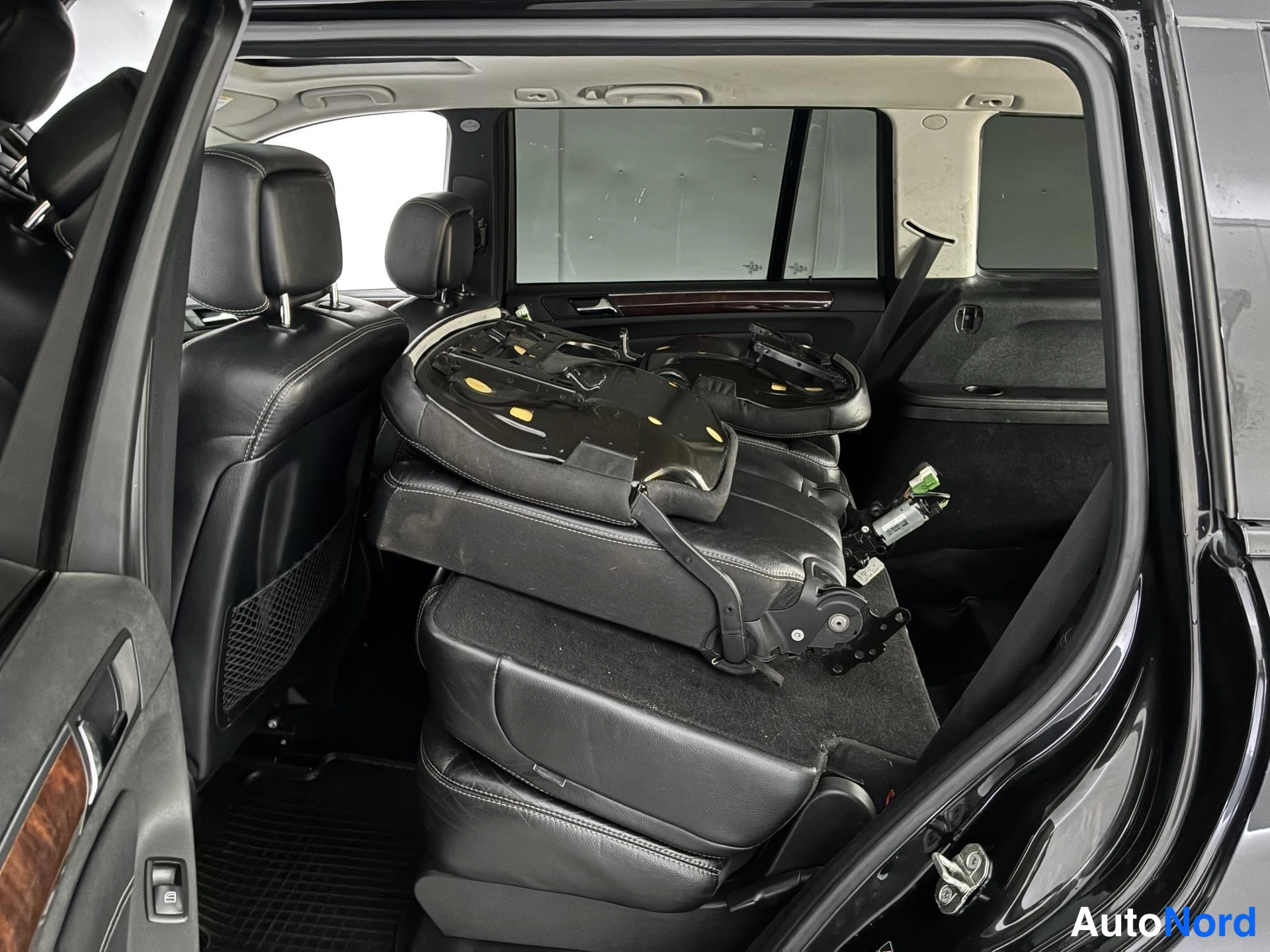 Musta Mercedes-Benz GL 2007, takaistuimet, kuva 11