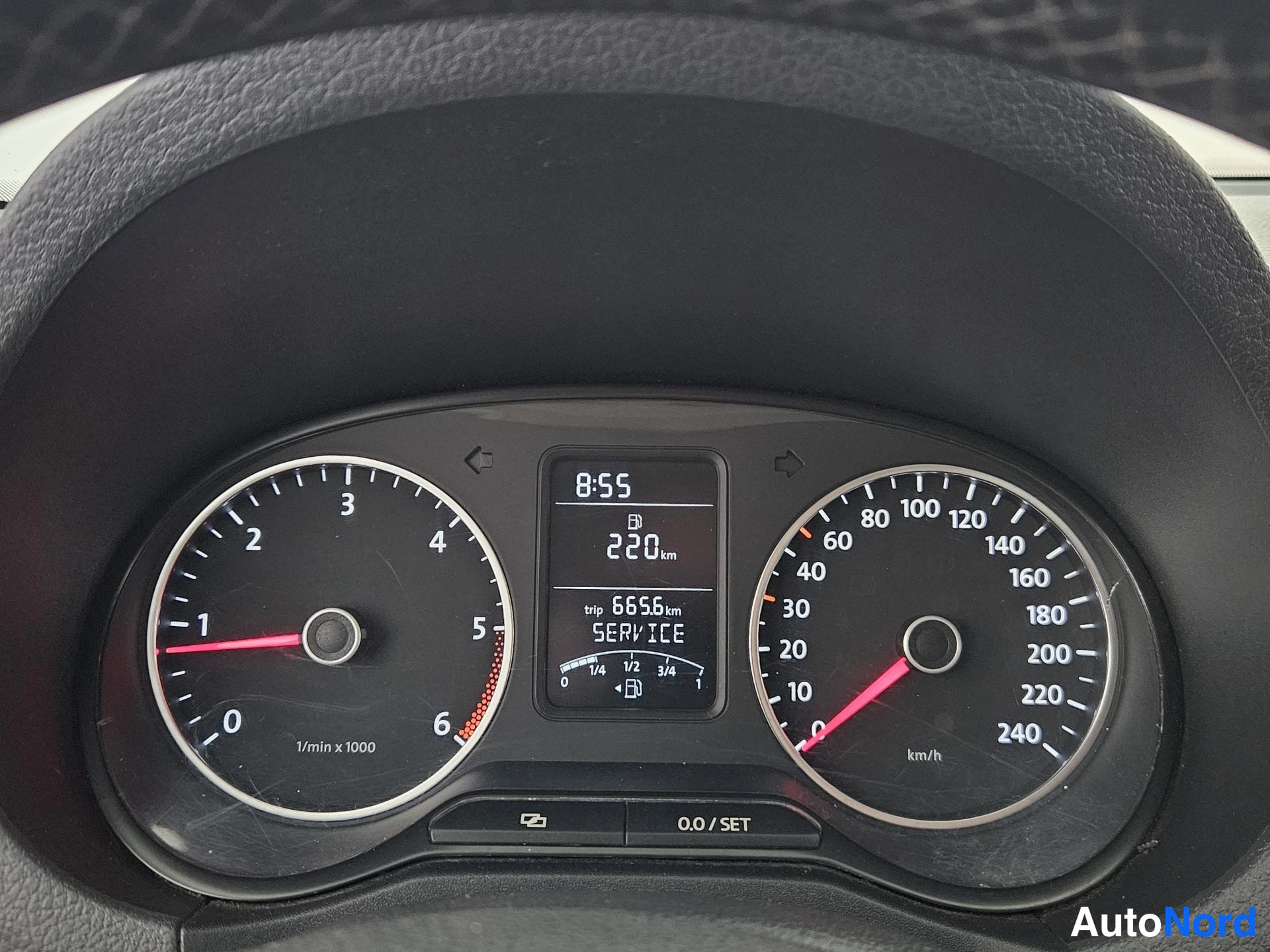 Valkoinen Volkswagen Amarok 2013, yksityiskohta, kuva 18