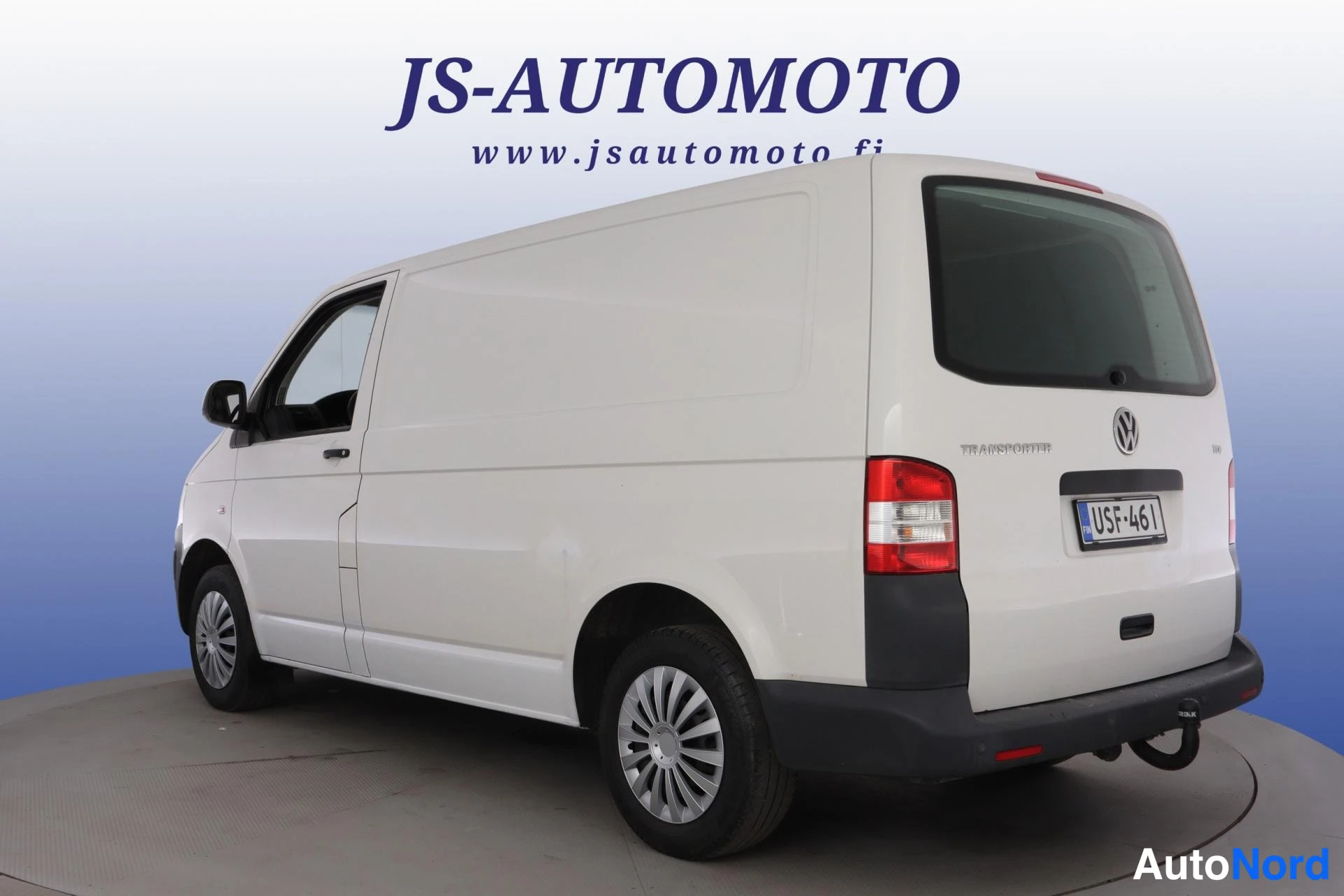 Valkoinen Volkswagen Transporter 2011, takaviisto, kuva 6
