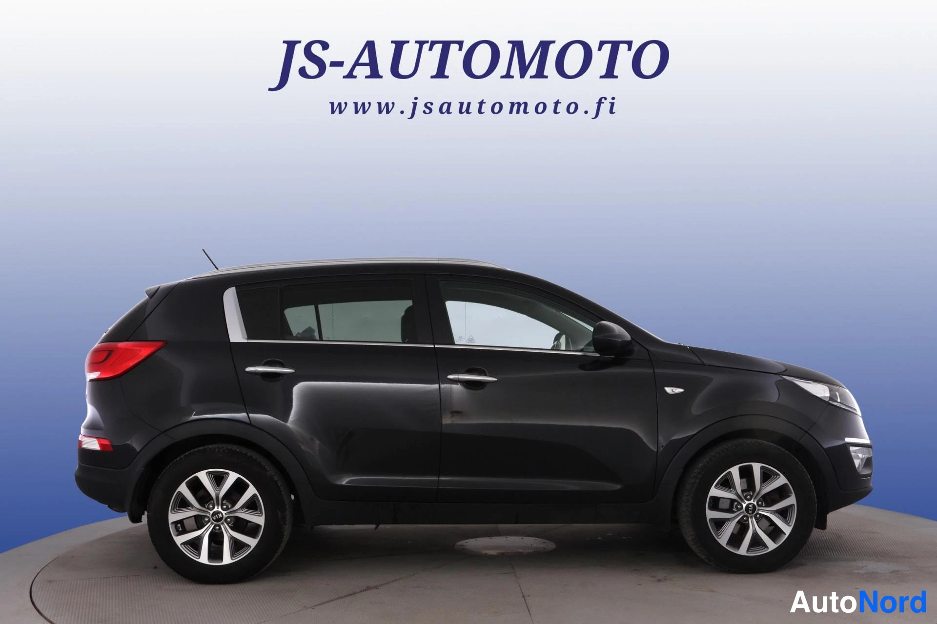 Musta Kia Sportage 2016, etuviisto, keula oikealle, kuva 3