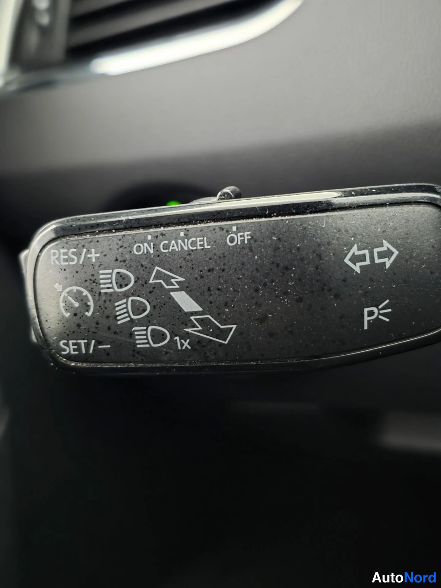 Musta Skoda Octavia 2014, yksityiskohta, kuva 19