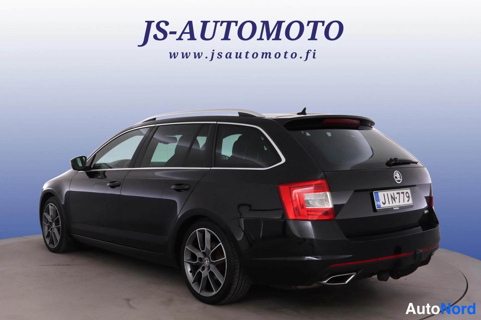 Musta Skoda Octavia 2014, takaviisto, kuva 6