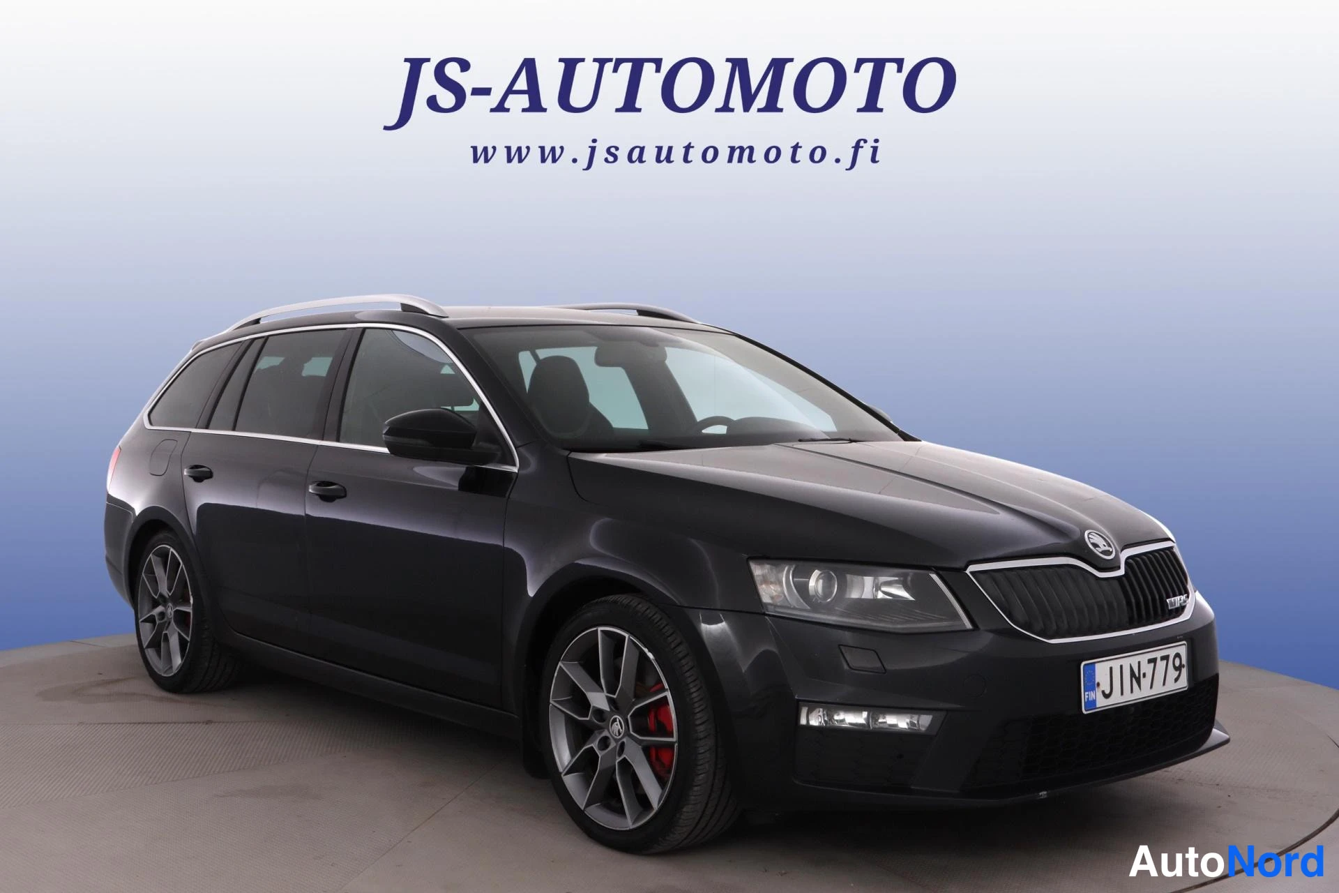 Musta Skoda Octavia 2014, etuviisto, keula oikealle, kuva 3