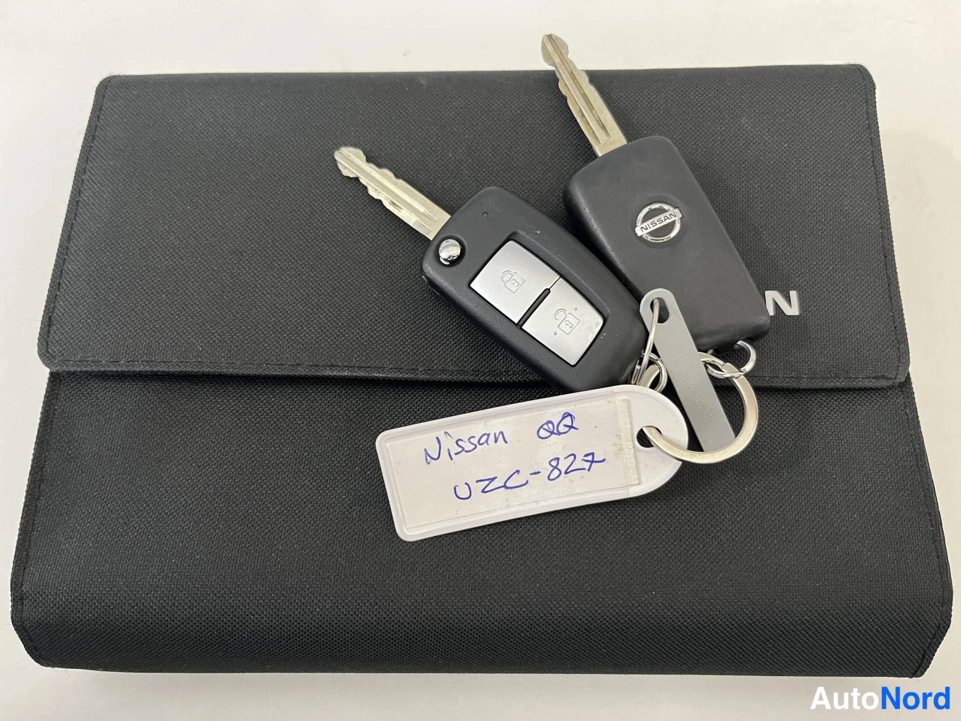 Silver Nissan Qashqai 2016, detalj, bild 20