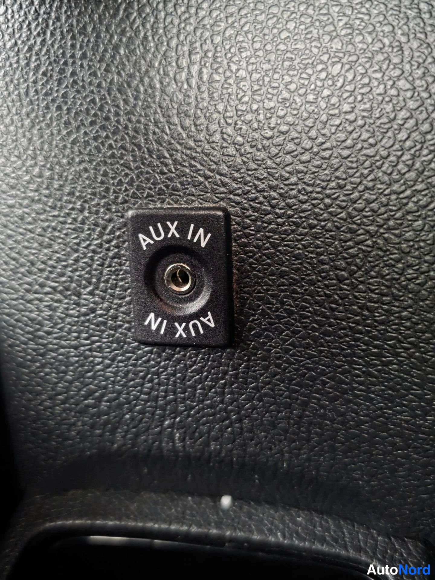 Hopea Volkswagen Golf 2013, yksityiskohta, kuva 21