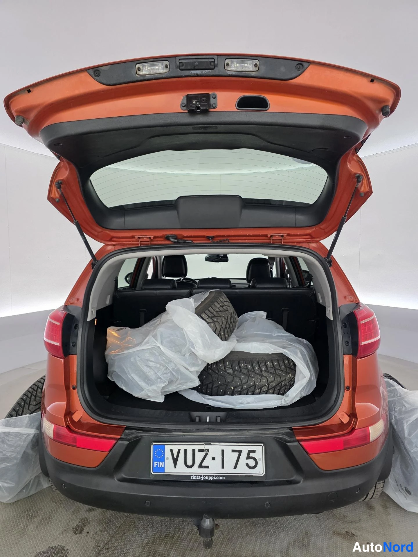 Oranssi Kia Sportage 2013, tavaratila, kuva 14