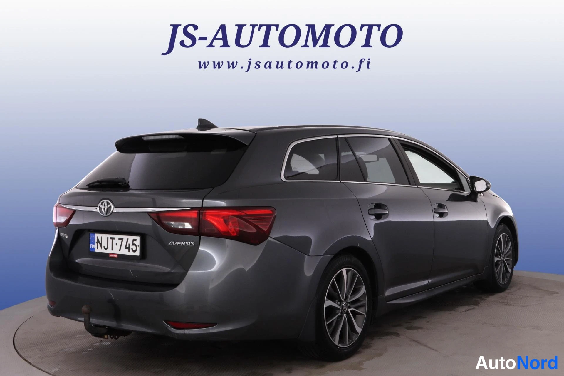 Harmaa Toyota Avensis 2015, takaviisto, kuva 5