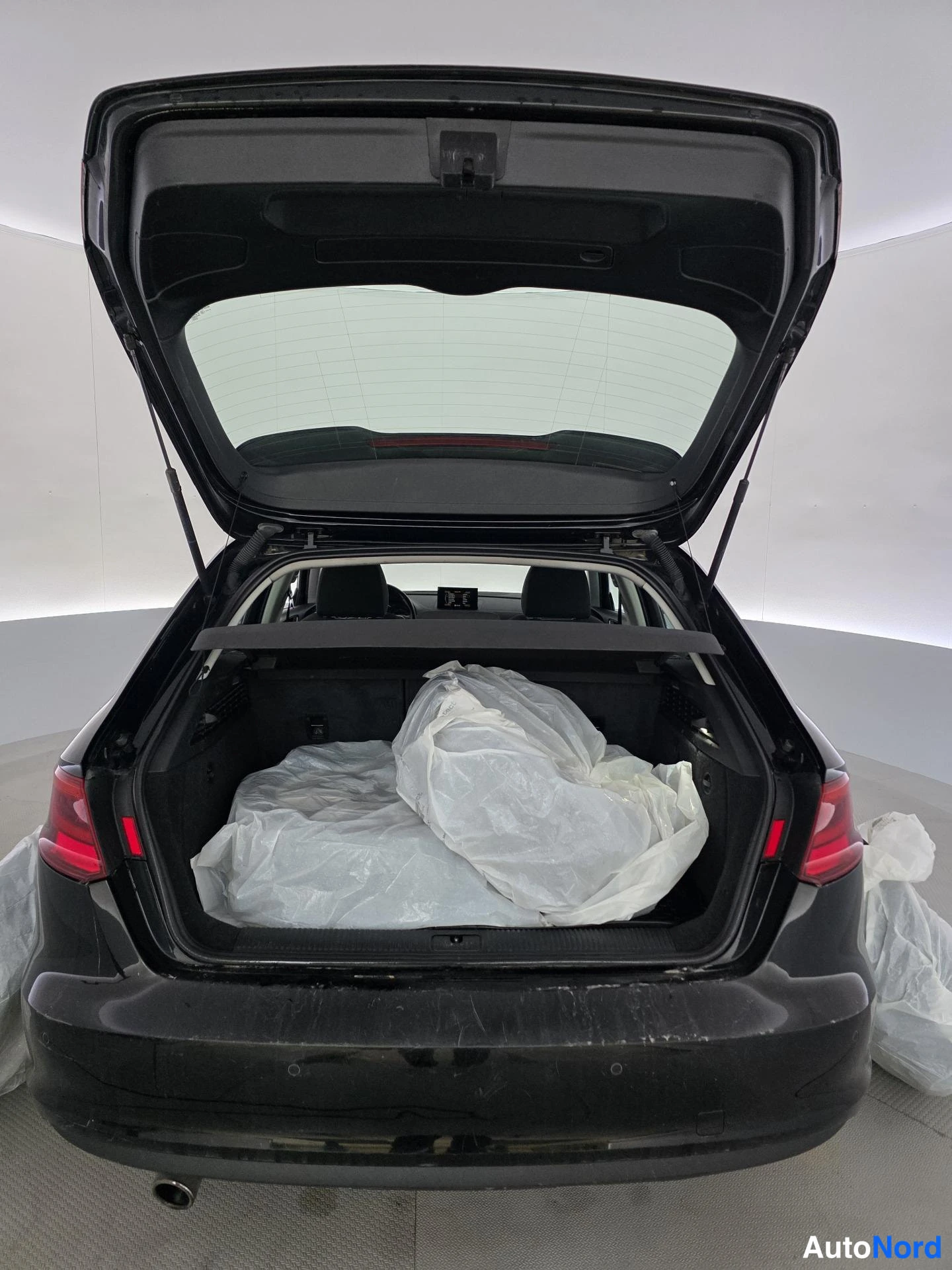 Black Audi A3 2016, boot, photo 15