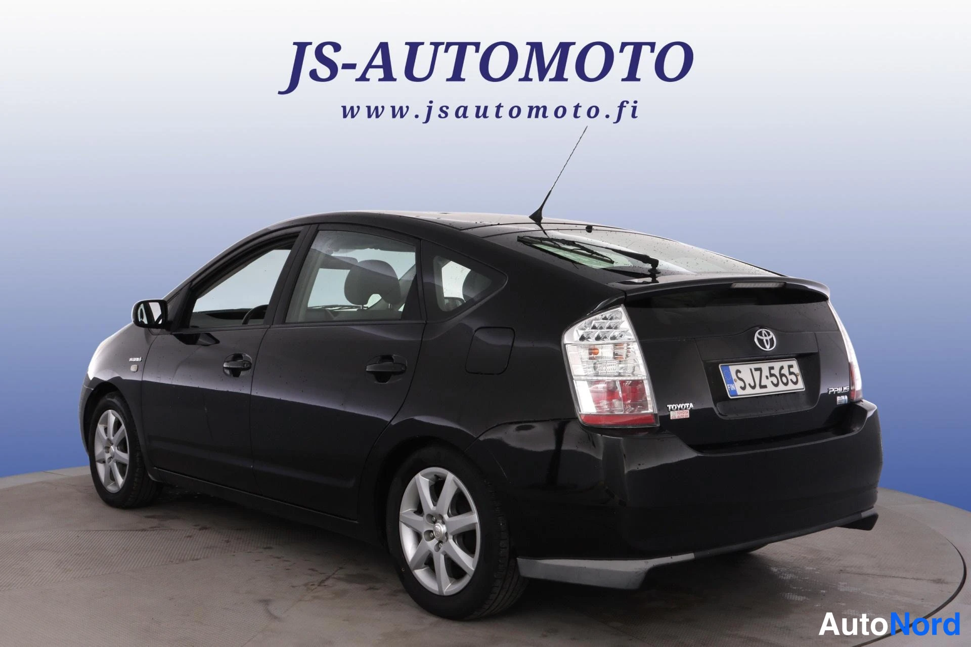 Musta Toyota Prius 2009, takaviisto, kuva 6