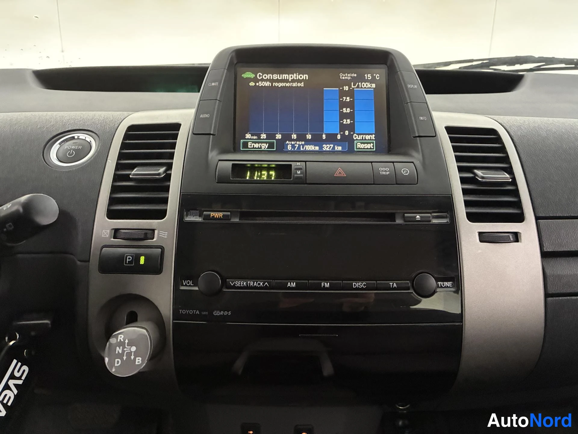 Musta Toyota Prius 2009, ohjaamo, kuva 8