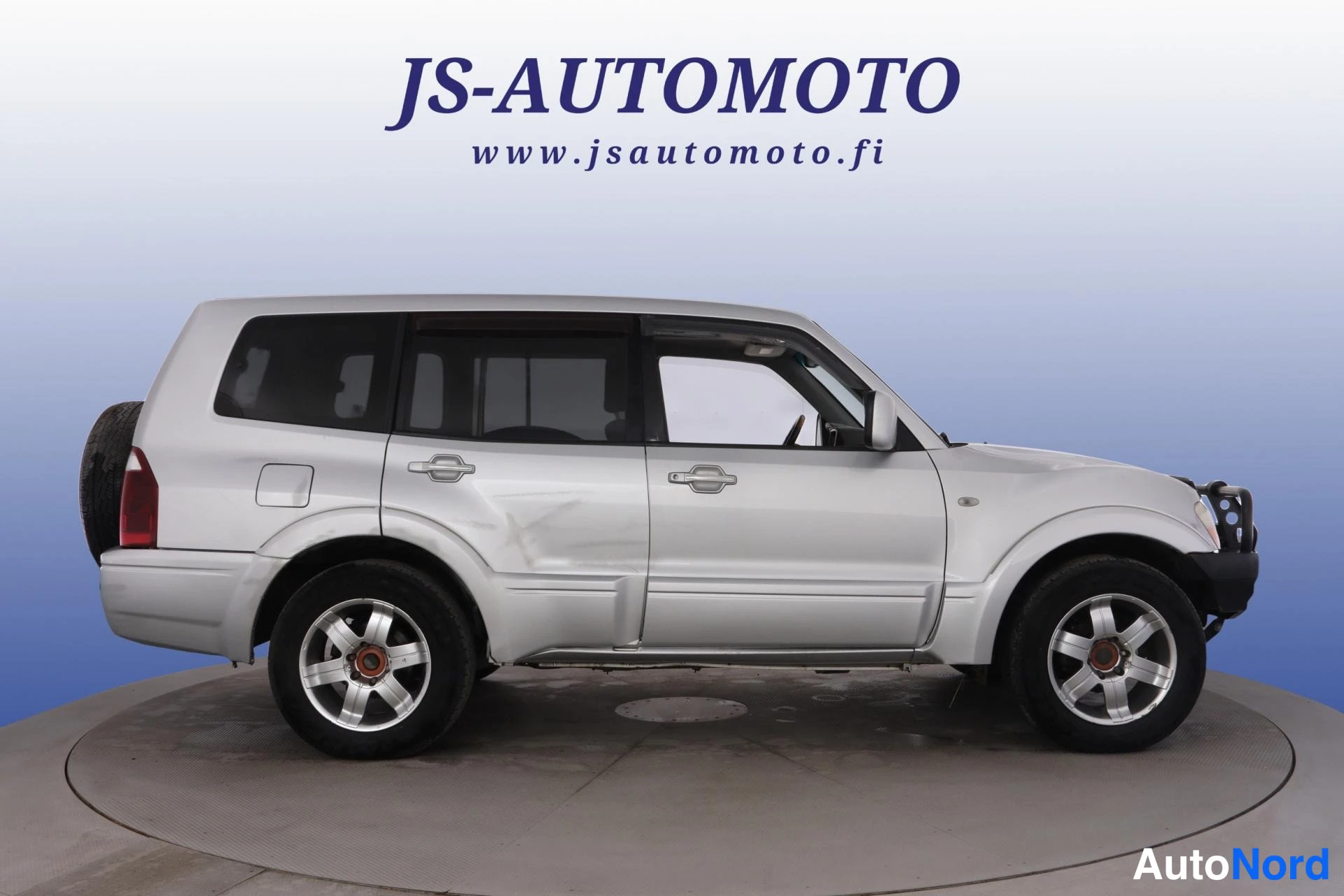 Hopea Mitsubishi Pajero 2003, sivulta, kuva 3