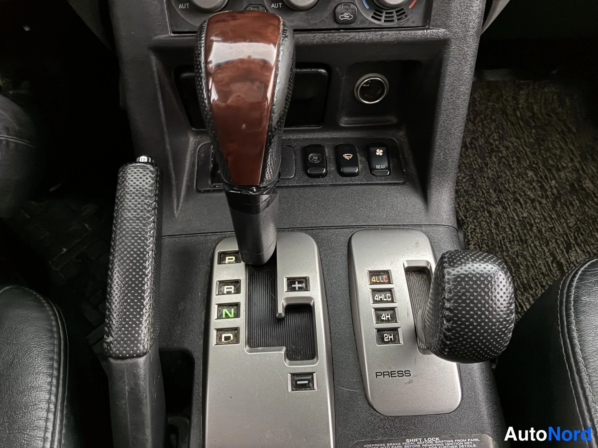 Hopea Mitsubishi Pajero 2003, yksityiskohta, kuva 18