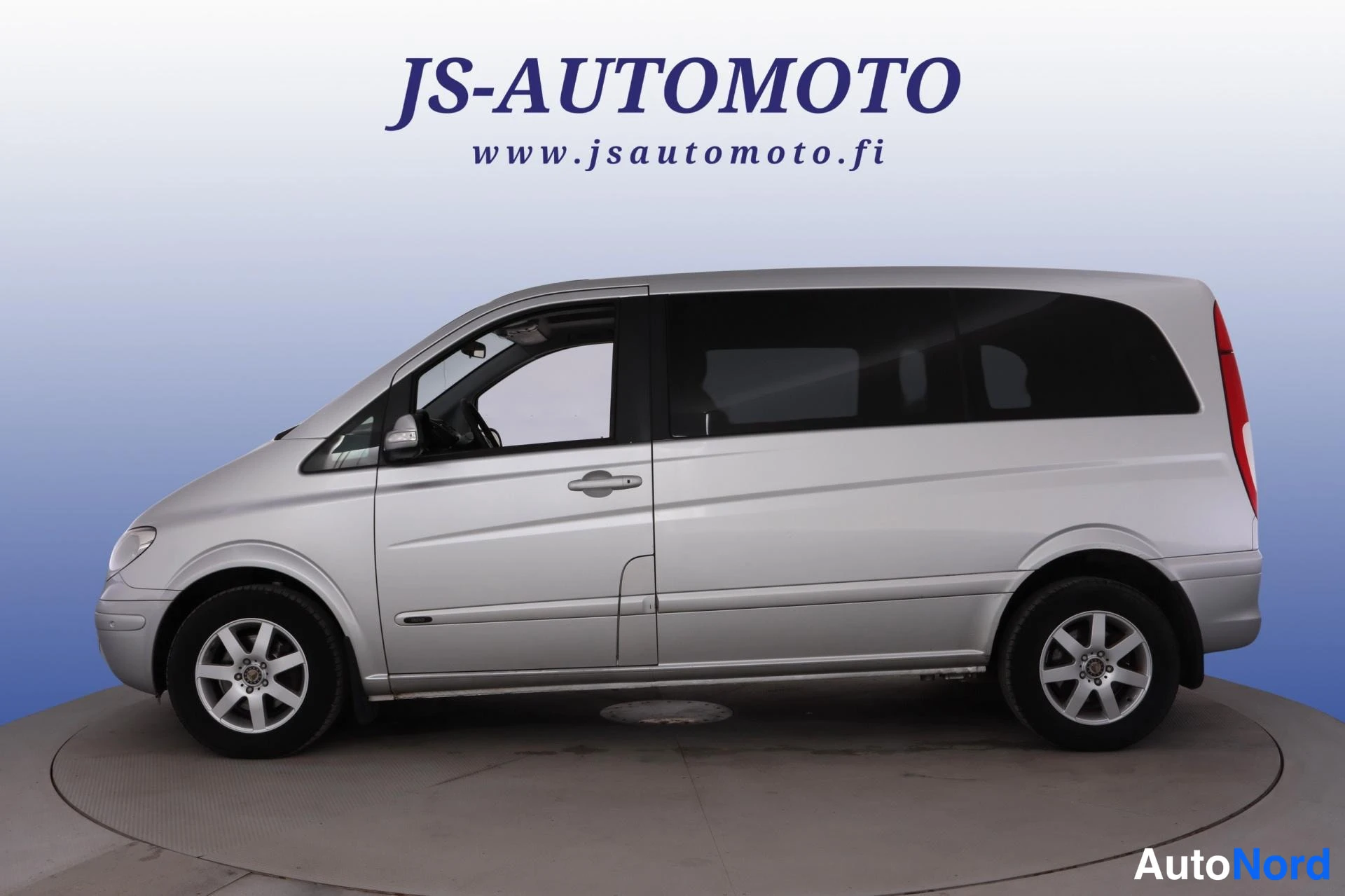 Hopea Mercedes-Benz Viano 2006, etuviisto, keula vasemmalle, kuva 2