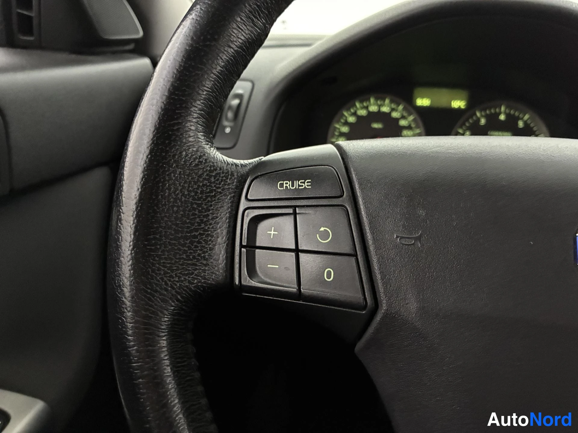 Blå Volvo V50 2006, detalj, bild 19