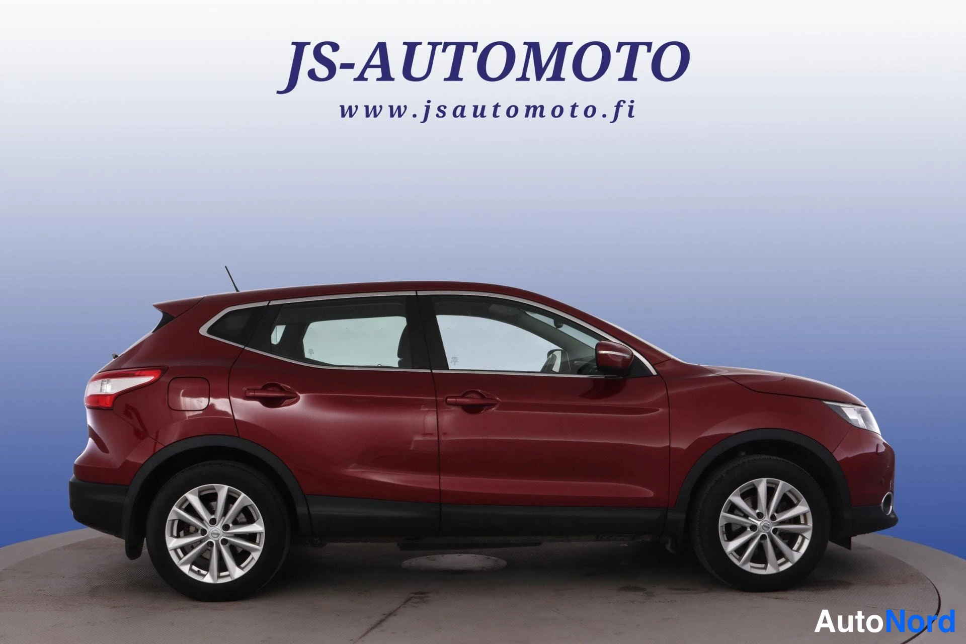 Punainen Nissan Qashqai 2014, sivulta, kuva 4
