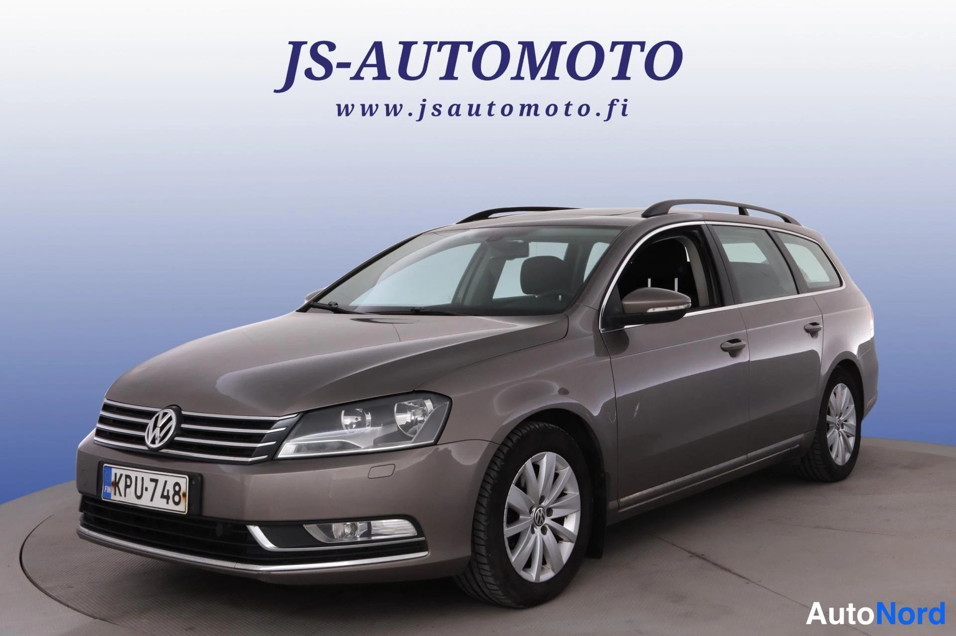 Volkswagen Passat 2011