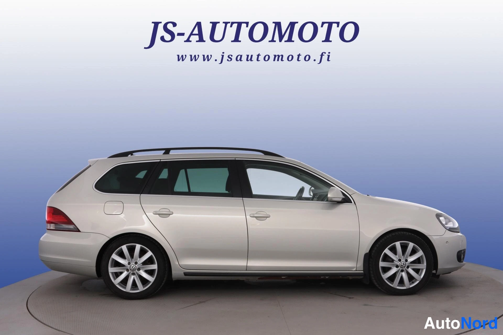 Hopea Volkswagen Golf 2011, sivulta, kuva 3