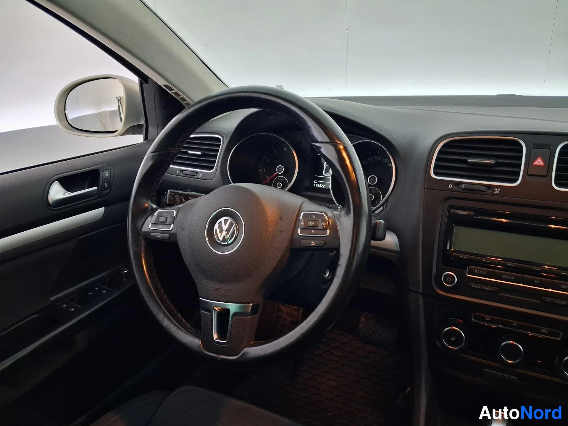 Hopea Volkswagen Golf 2011, yksityiskohta, kuva 14