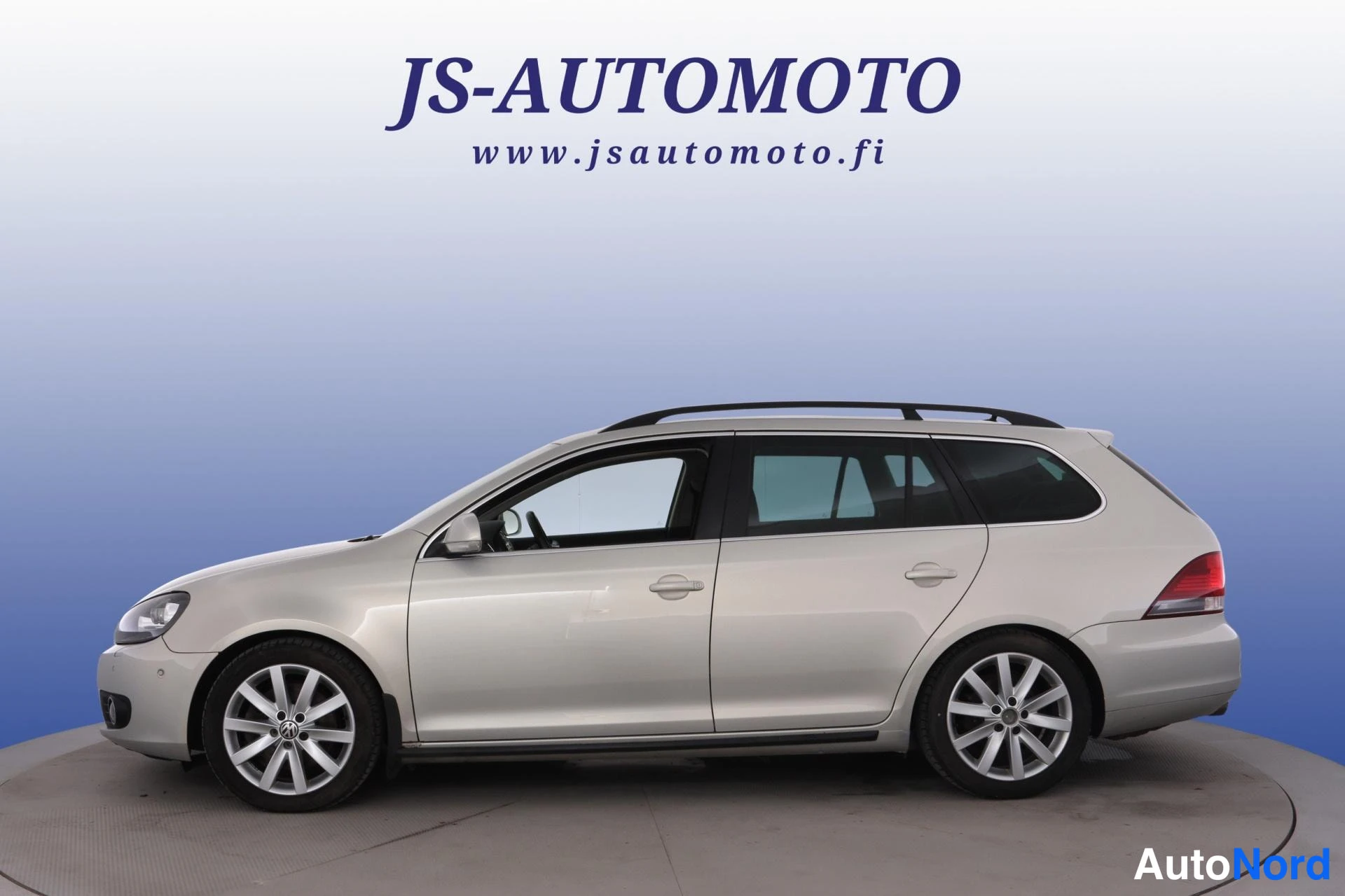Hopea Volkswagen Golf 2011, sivulta, kuva 4