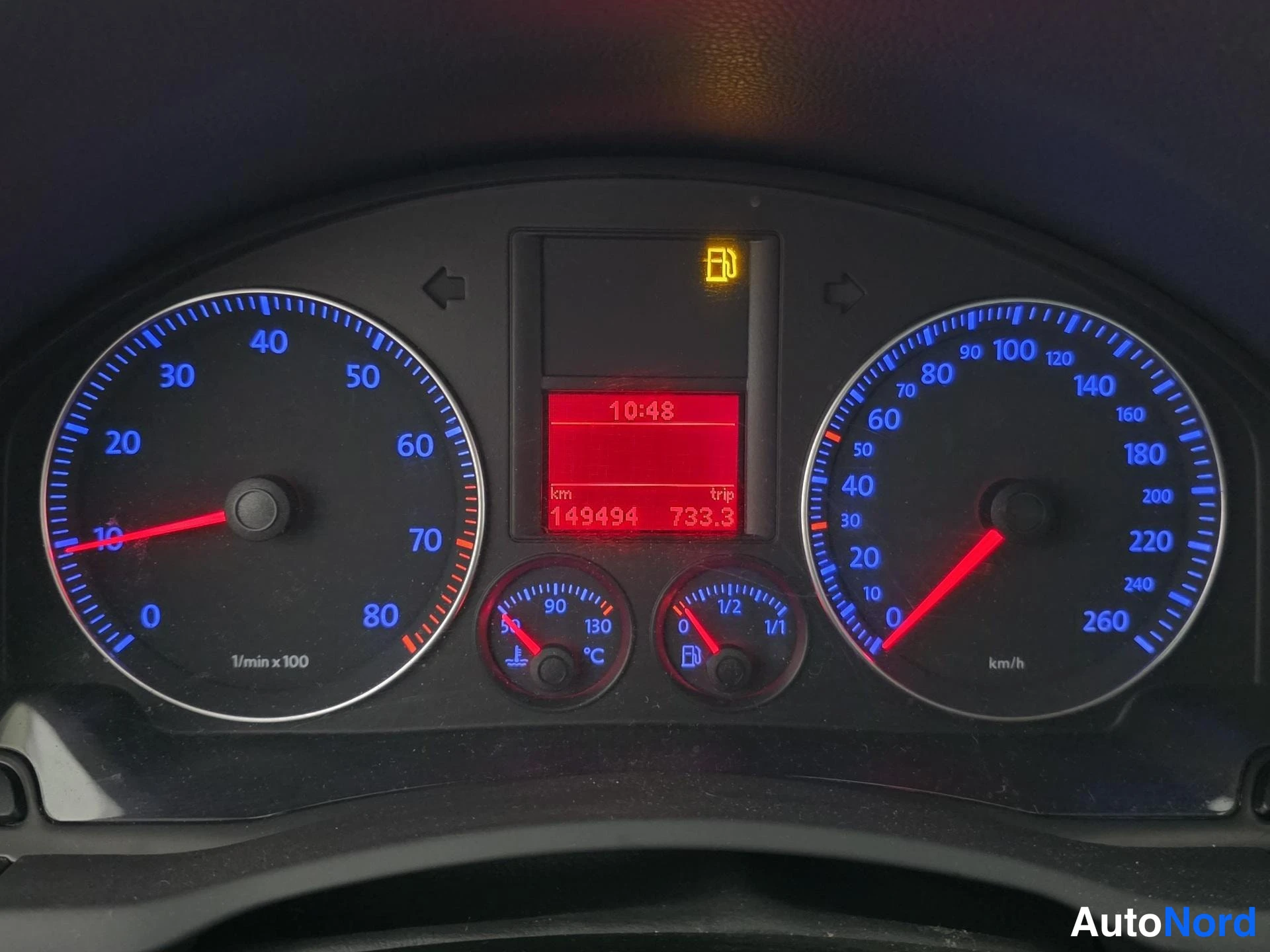 Sininen Volkswagen Jetta 2007, yksityiskohta, kuva 17