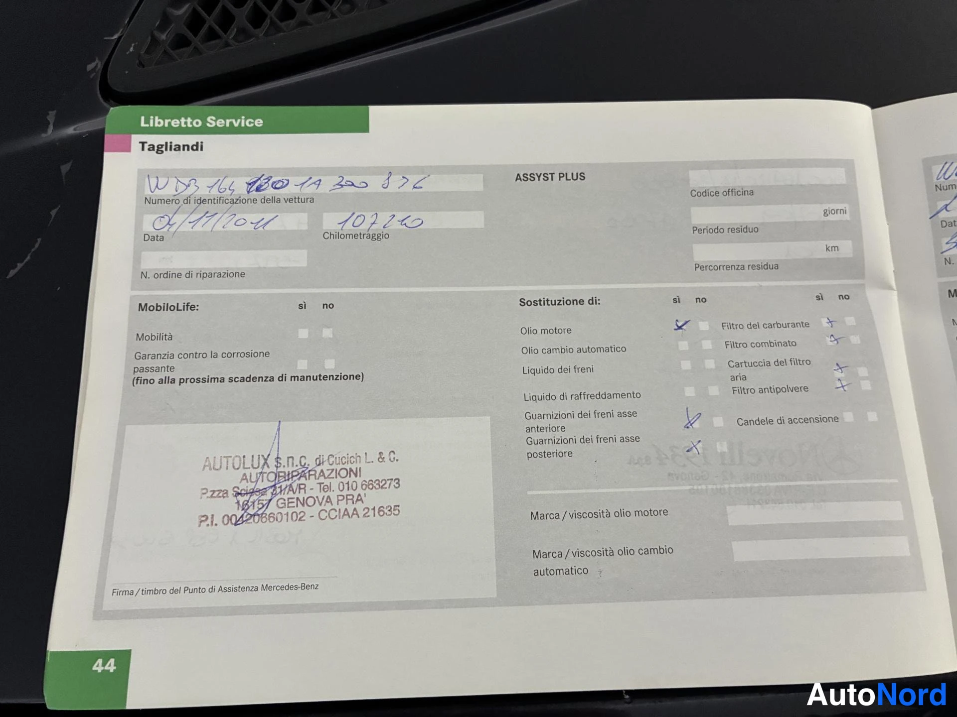 Sininen Mercedes-Benz ML 2007, asiakirja, kuva 22