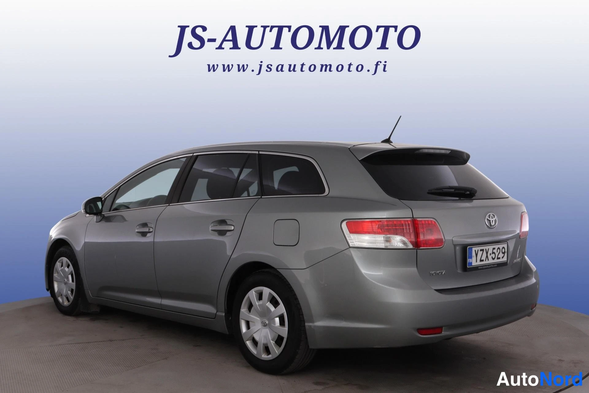 Harmaa Toyota Avensis 2011, takaviisto, kuva 6