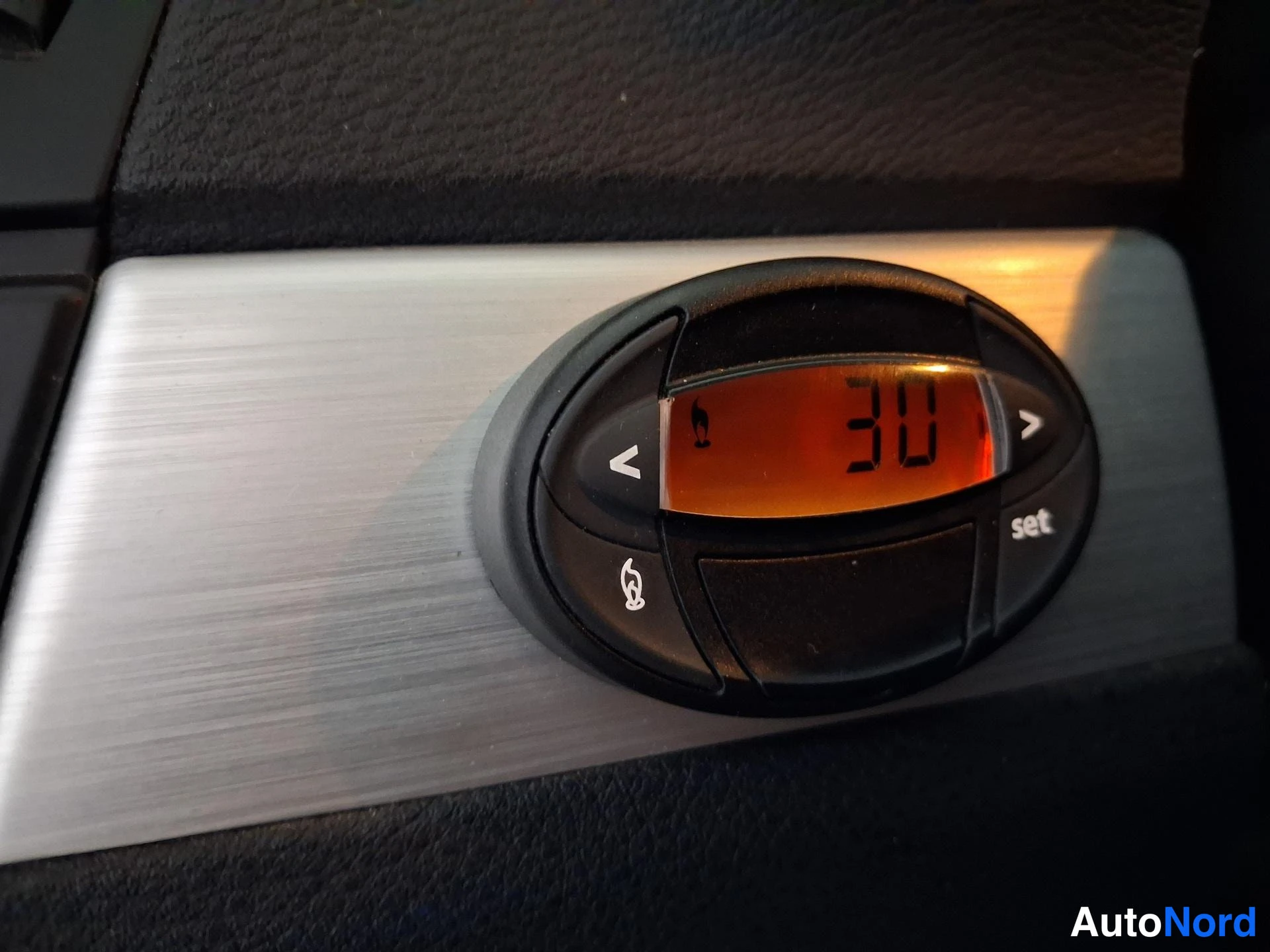 Harmaa BMW X3 2008, yksityiskohta, kuva 19