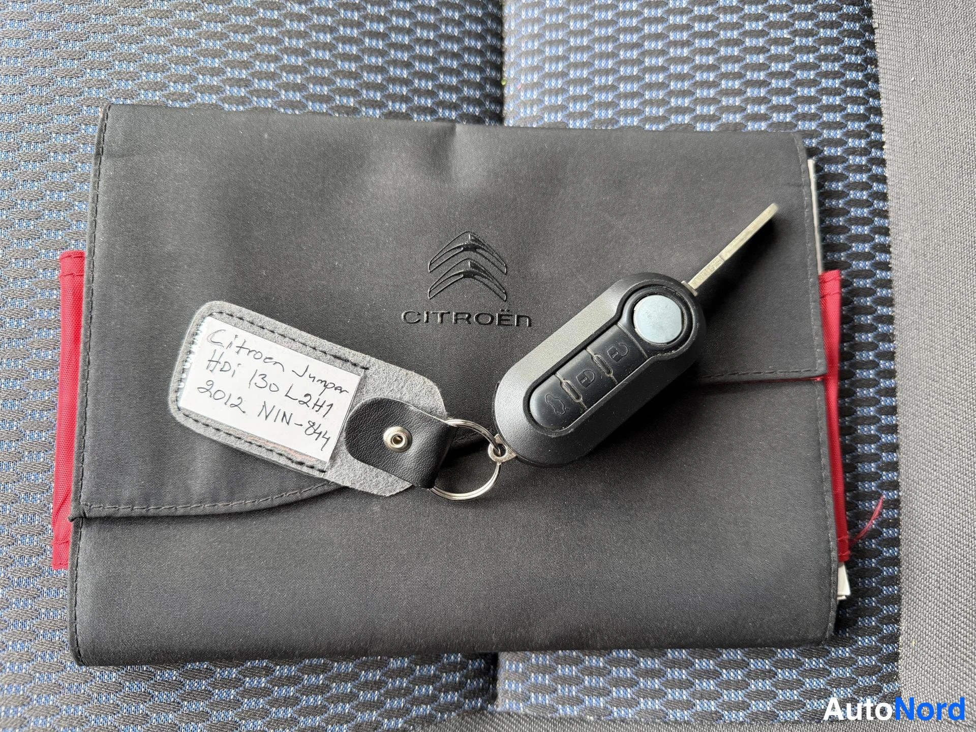 Red Citroen Jumper 2012, detail, photo 18
