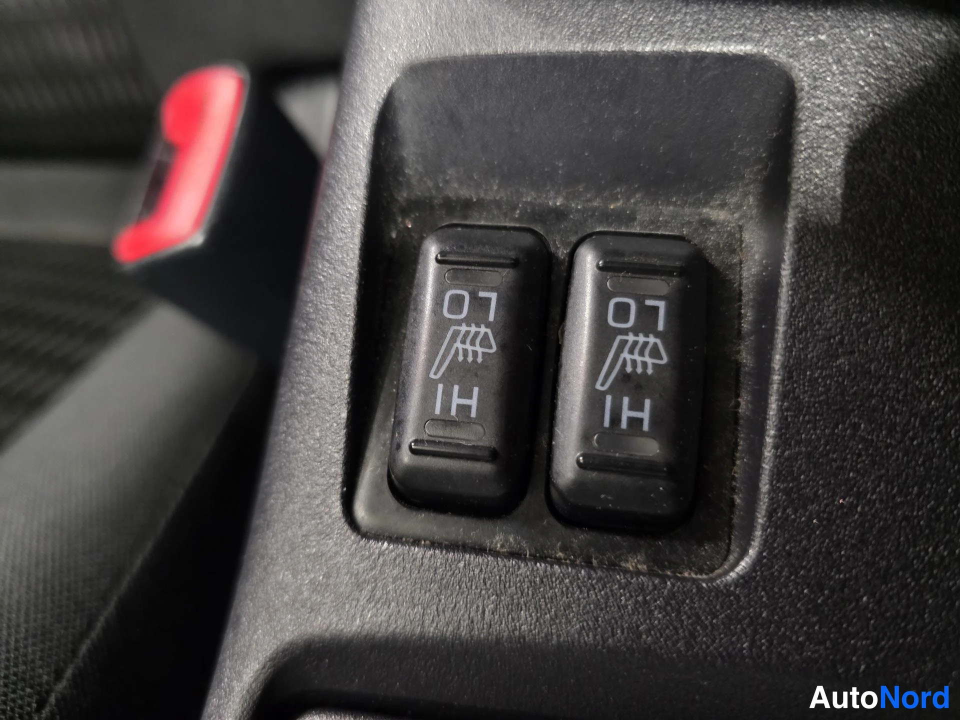 Harmaa Mitsubishi Lancer 2013, yksityiskohta, kuva 19