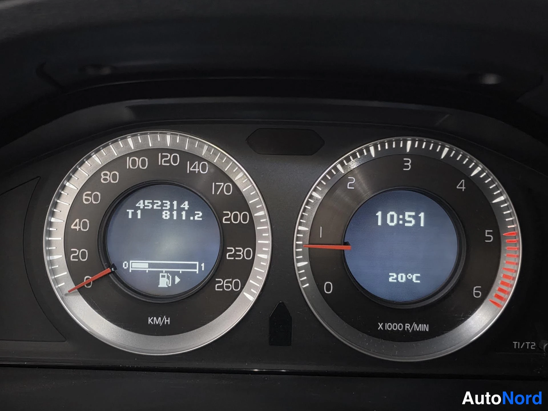 Silver Volvo V70 2008, detalj, bild 16