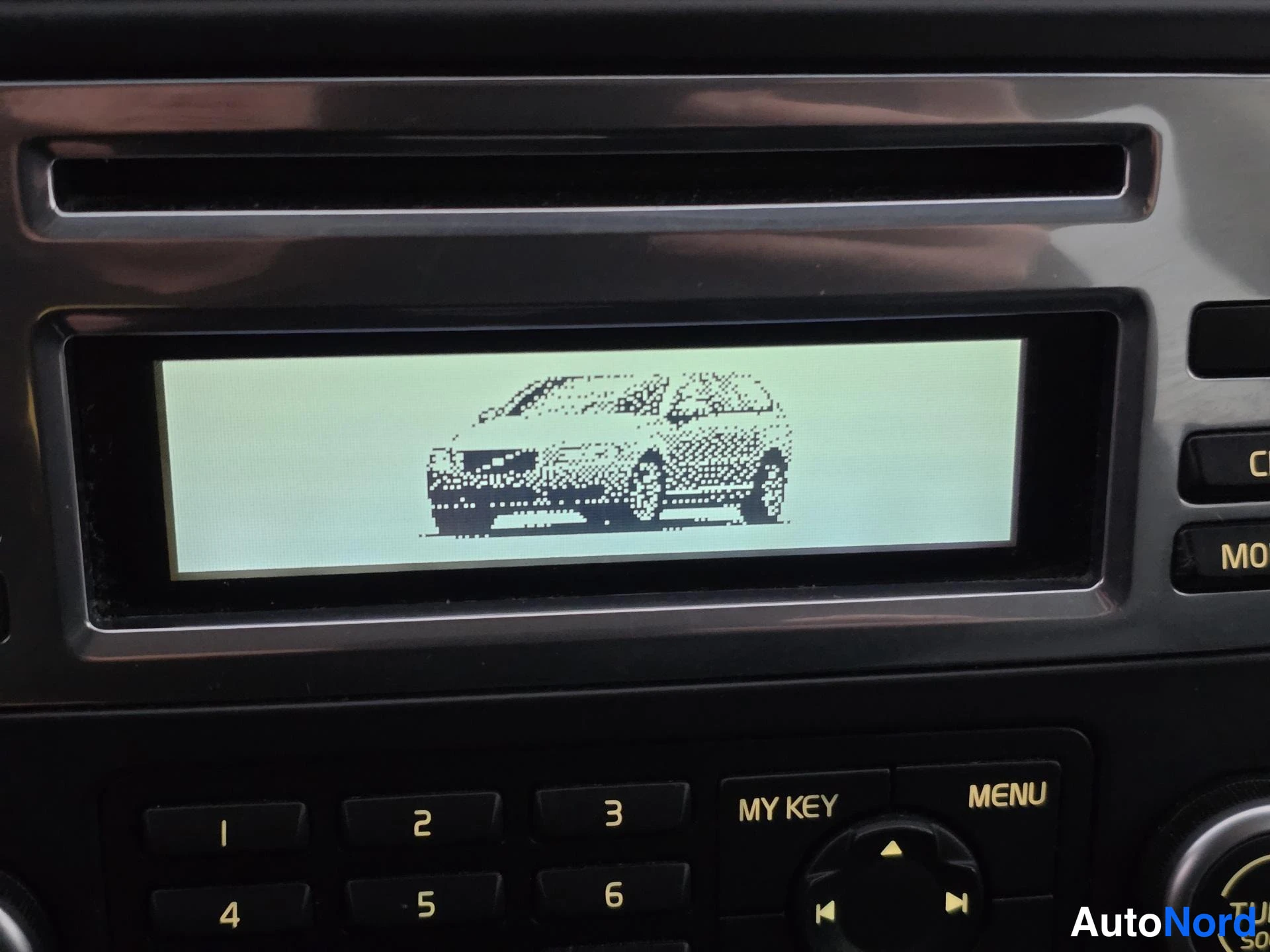Silver Volvo V70 2008, detalj, bild 18