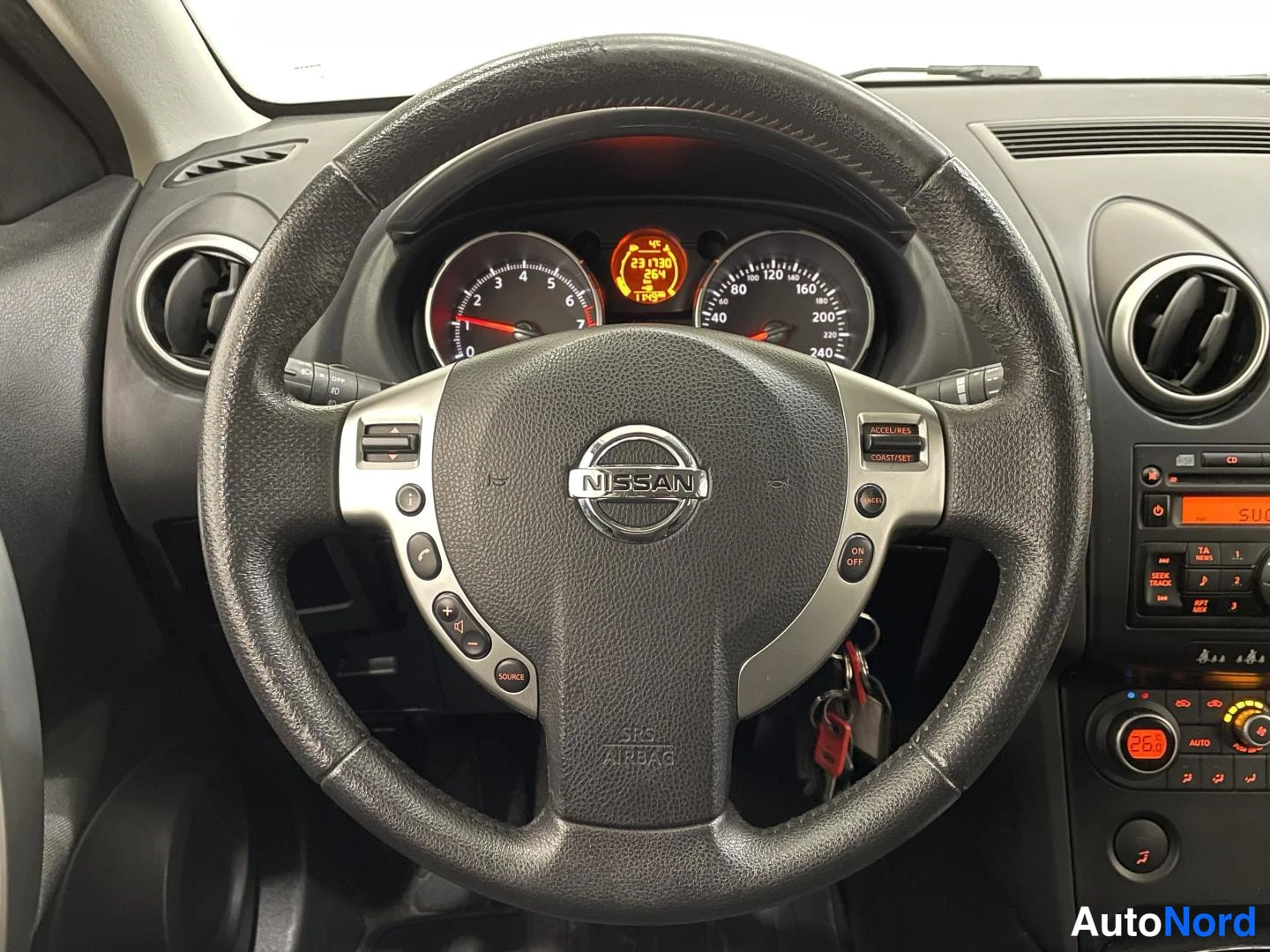 Sininen Nissan Qashqai+2 2009, yksityiskohta, kuva 15