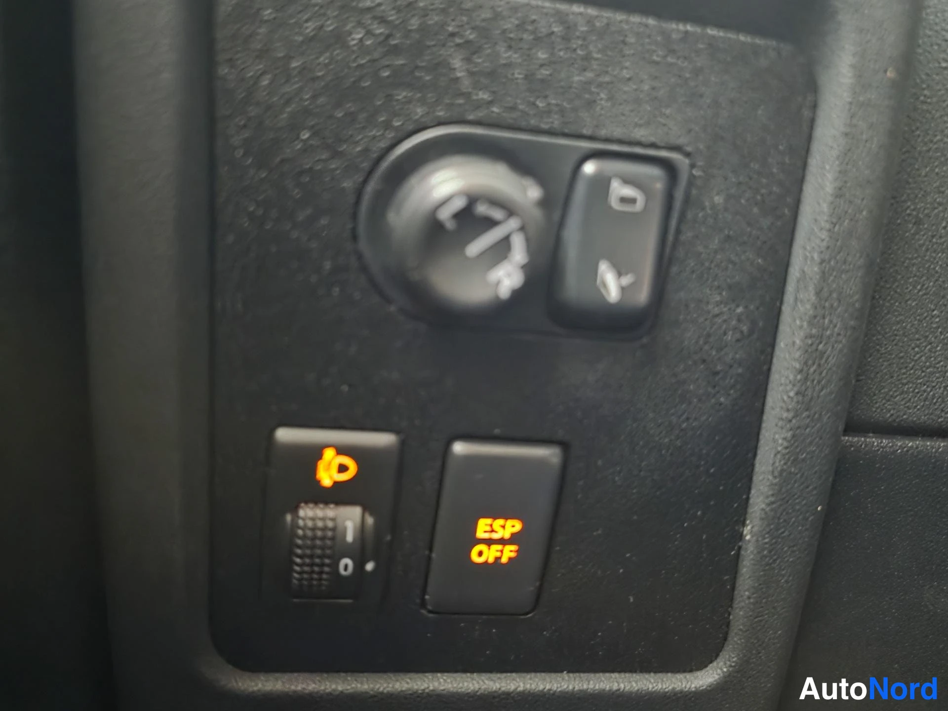 Sininen Nissan Qashqai+2 2009, yksityiskohta, kuva 21