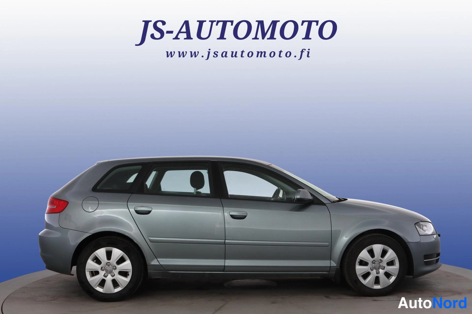 Harmaa Audi A3 2012, etuviisto, keula oikealle, kuva 3
