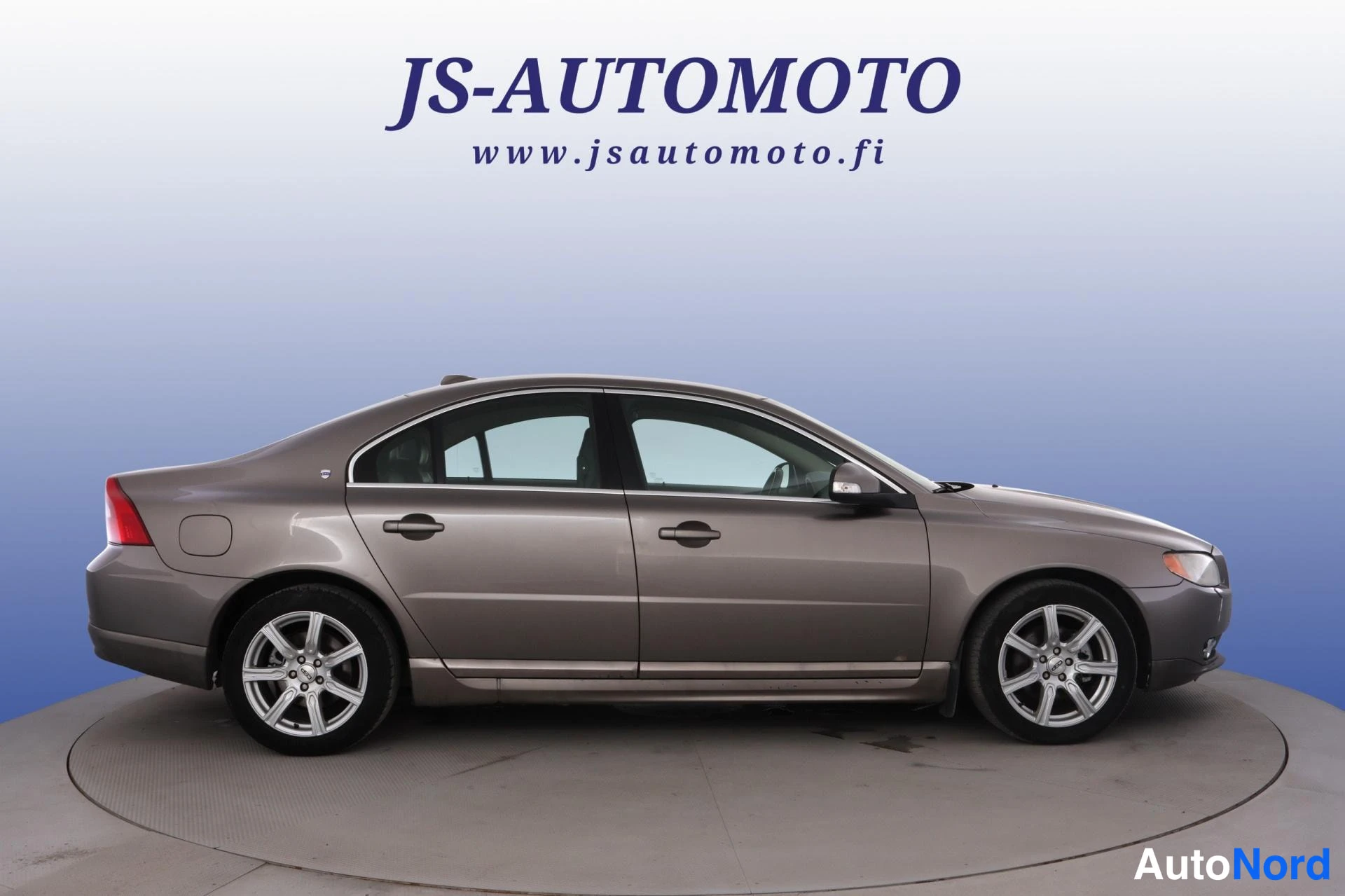 Harmaa Volvo S80 2007, etuviisto, keula oikealle, kuva 4