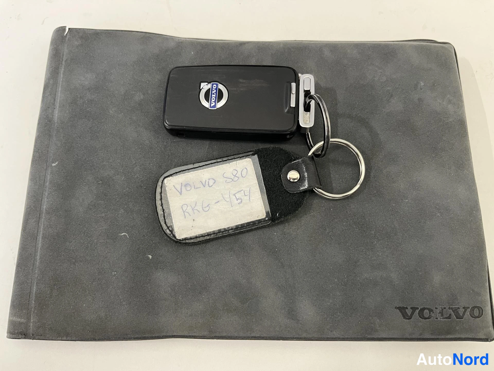 Harmaa Volvo S80 2007, yksityiskohta, kuva 23