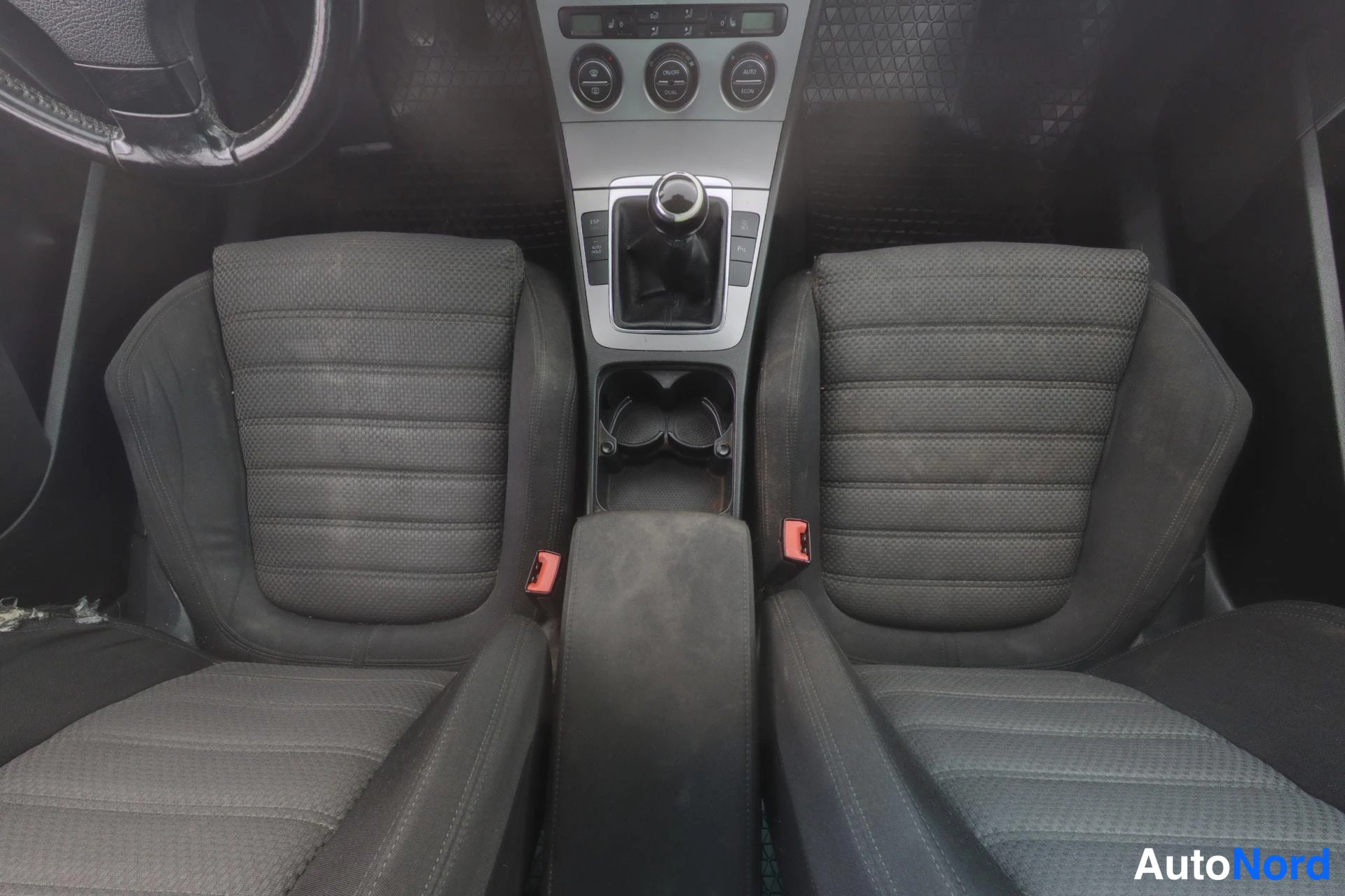 Sininen Volkswagen Passat 2007, etuistuimet, kuva 12