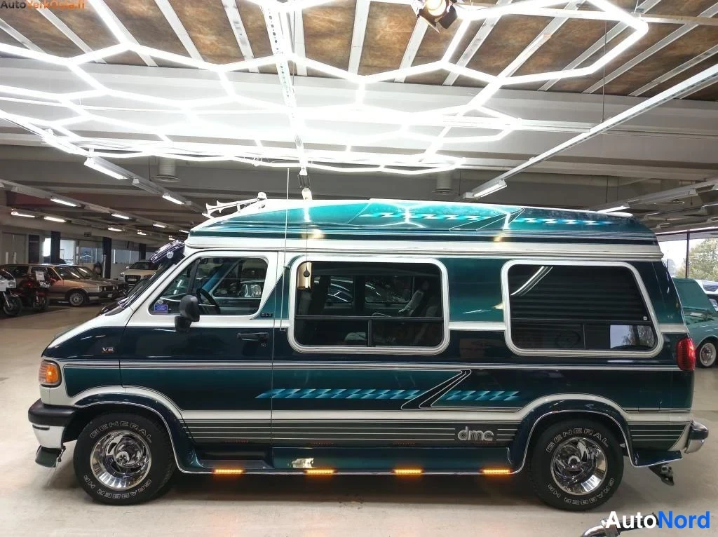 Valkoinen Dodge Ram 1994, sivulta, kuva 5