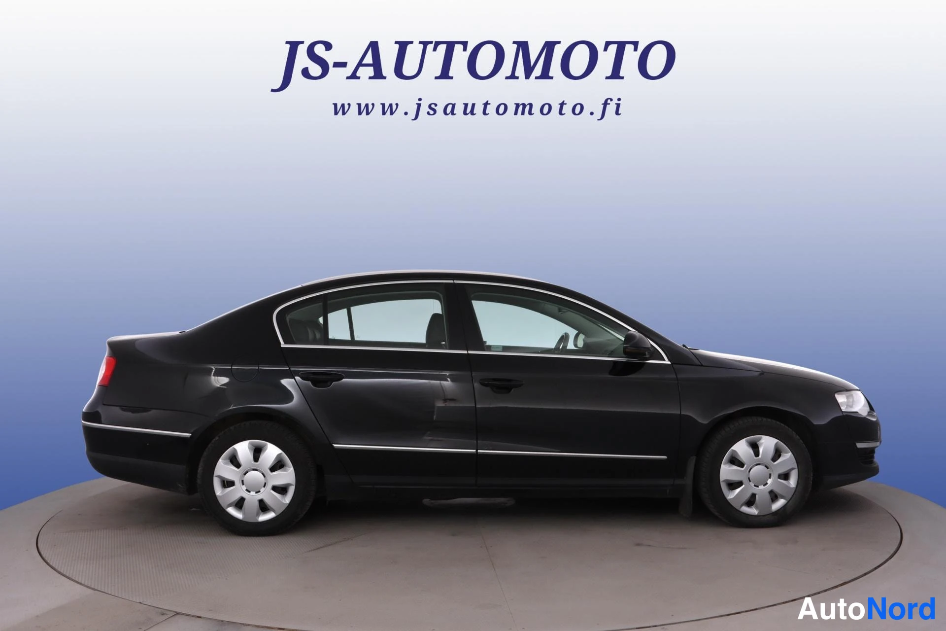 Musta Volkswagen Passat 2007, takaviisto, kuva 4
