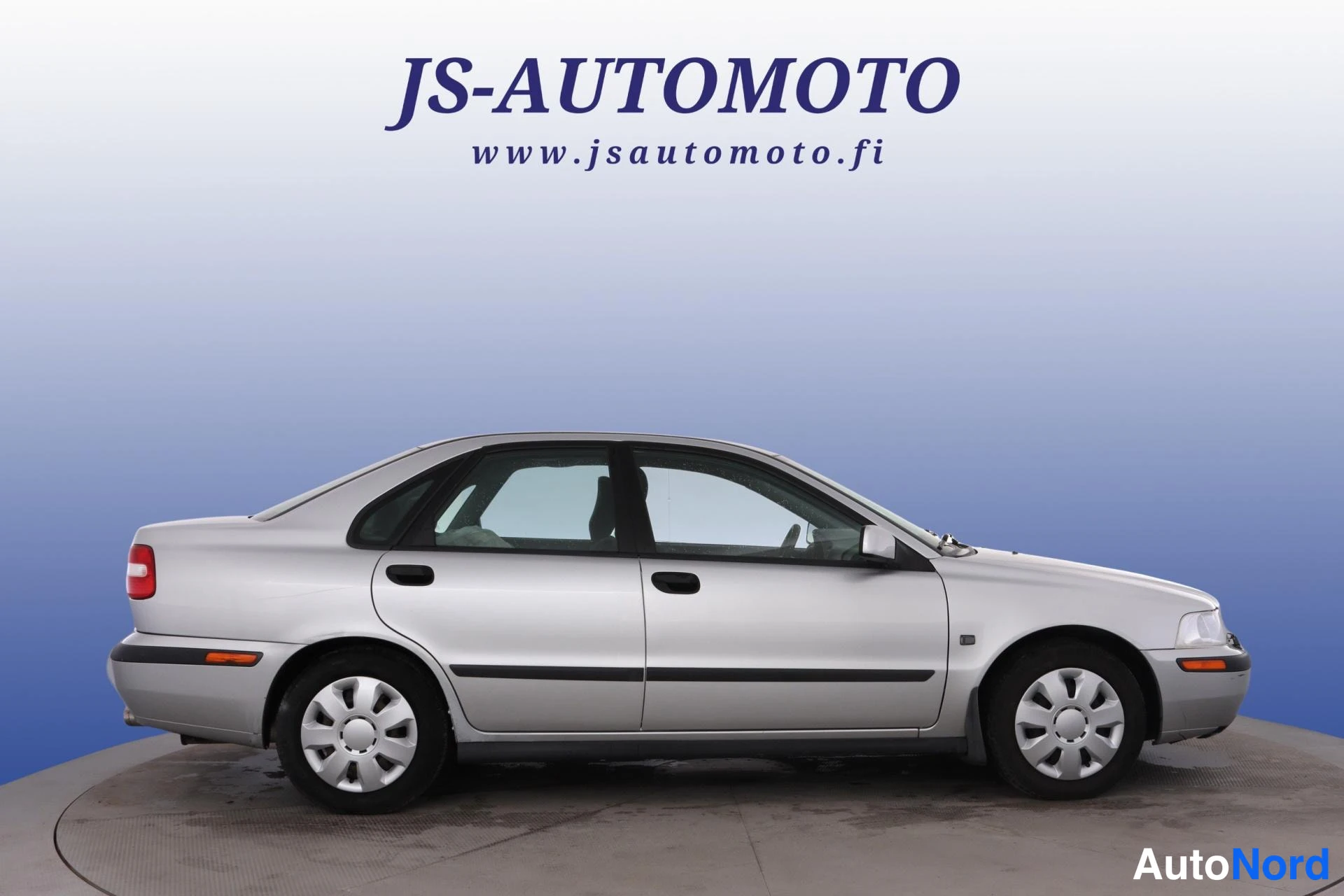 Hopea Volvo S40 2002, etuviisto, keula oikealle, kuva 3