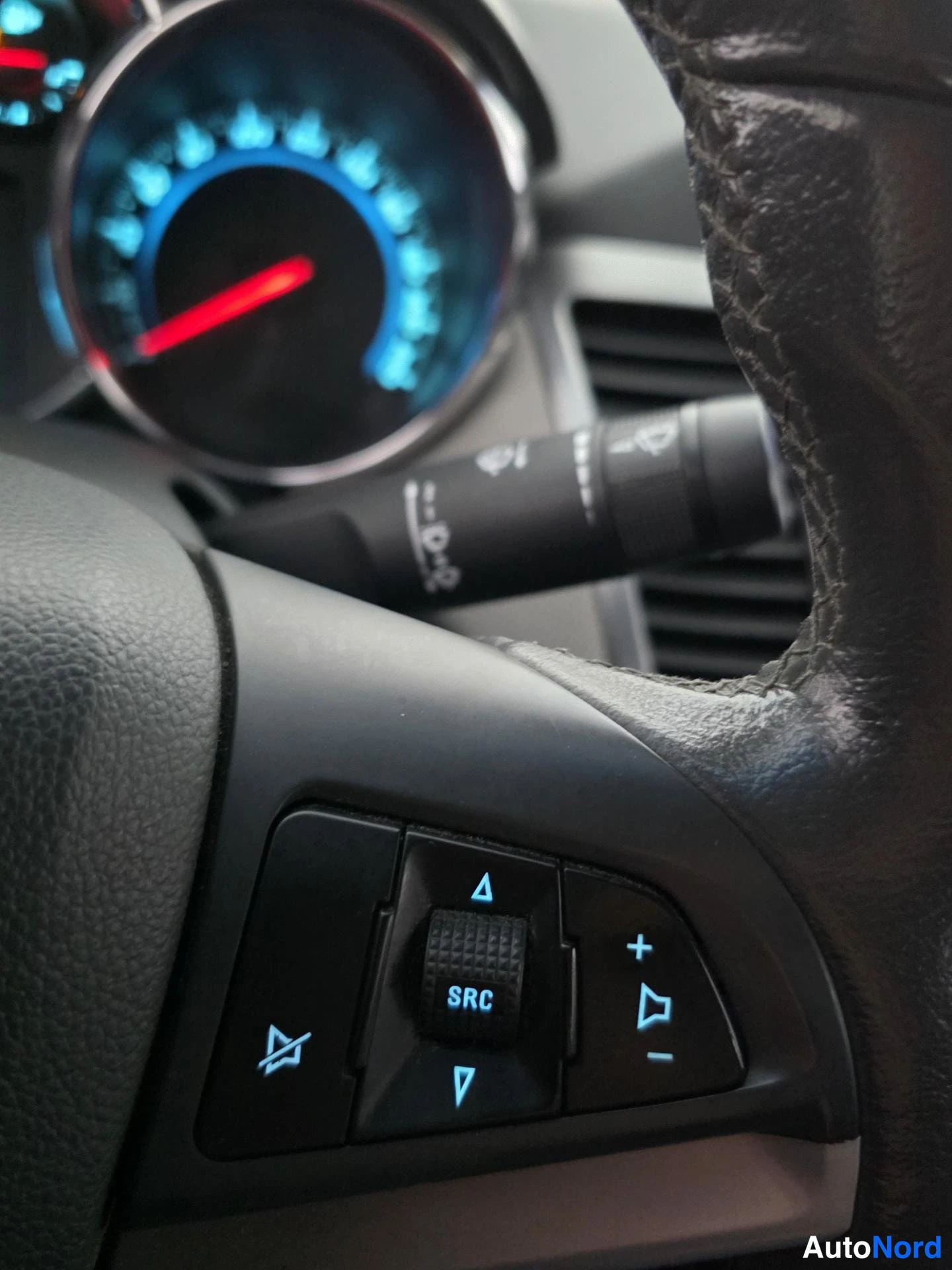 Beige Chevrolet Cruze 2010, yksityiskohta, kuva 19