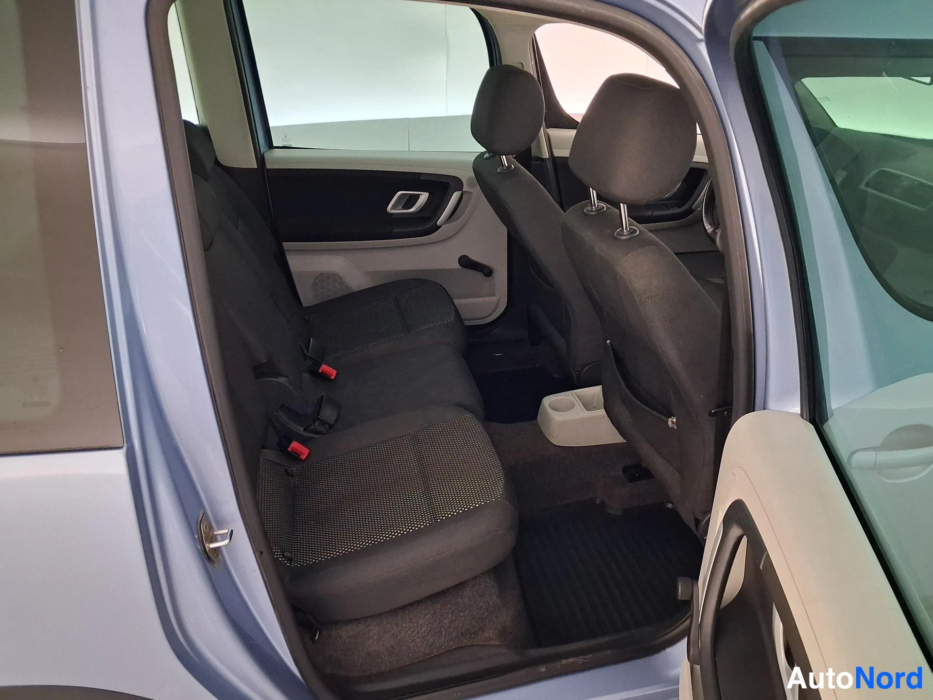 Blå Skoda Roomster 2008, baksäten, bild 13