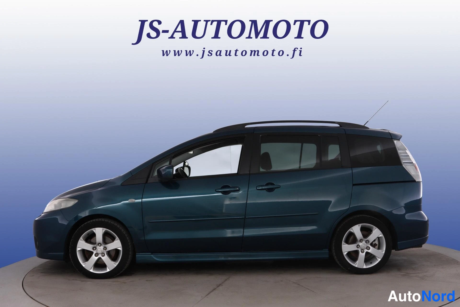 Sininen Mazda 5 2005, etuviisto, keula vasemmalle, kuva 2