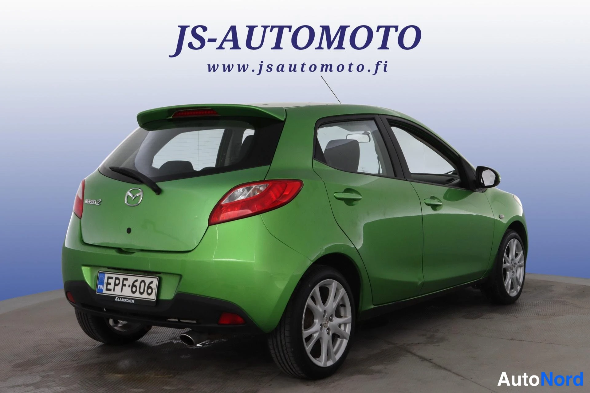 Vihreä Mazda 2 2008, takaviisto, kuva 5