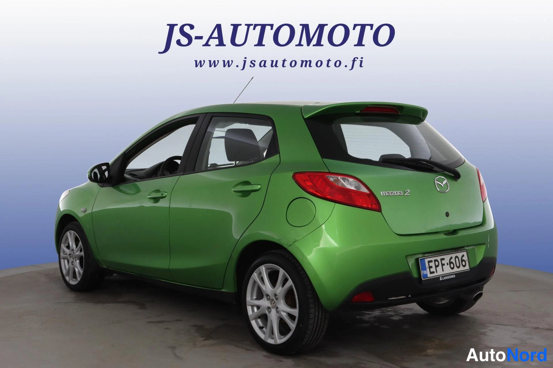Vihreä Mazda 2 2008, takaviisto, kuva 6