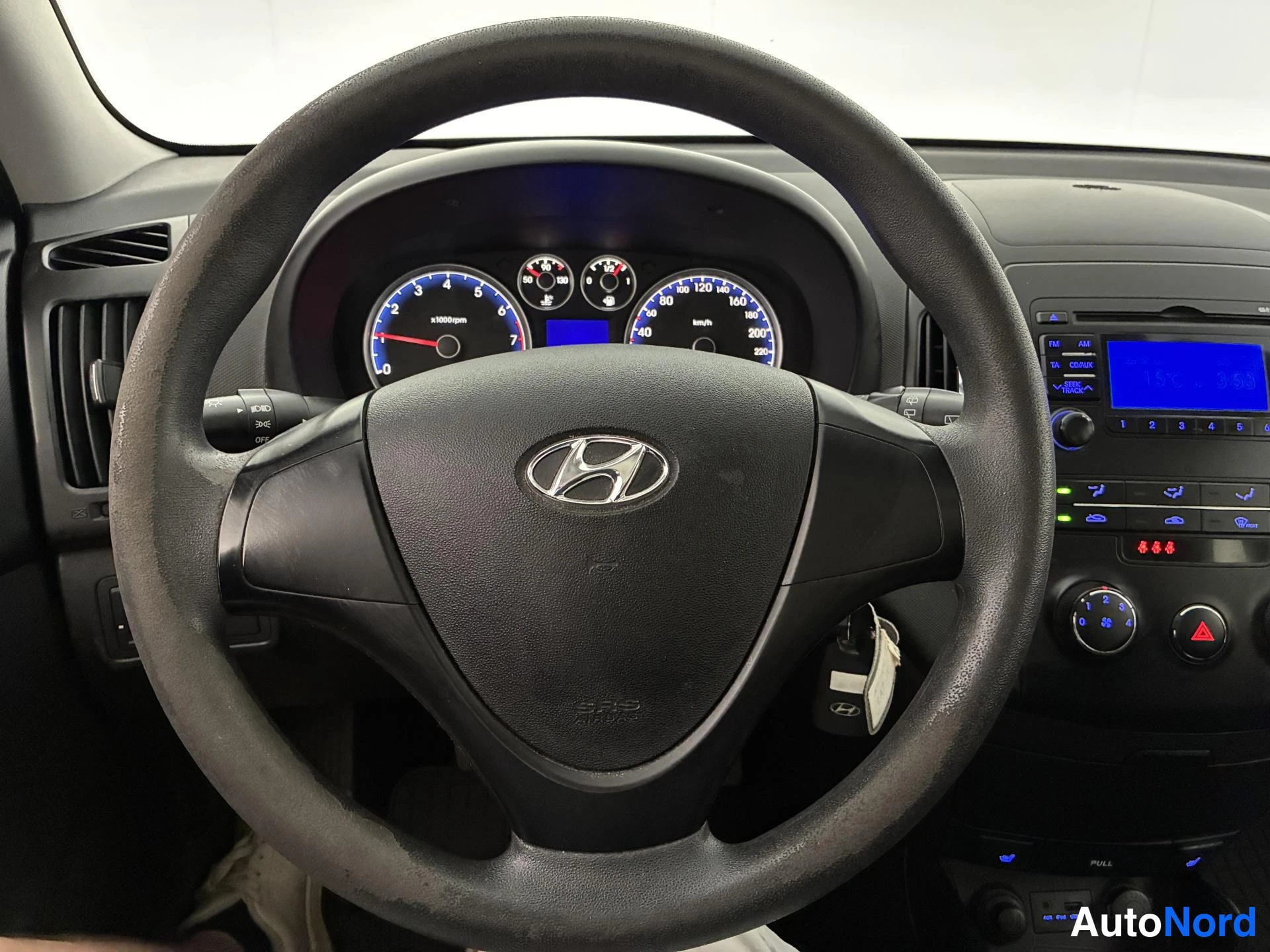Silver Hyundai i30 2009, detalj, bild 15