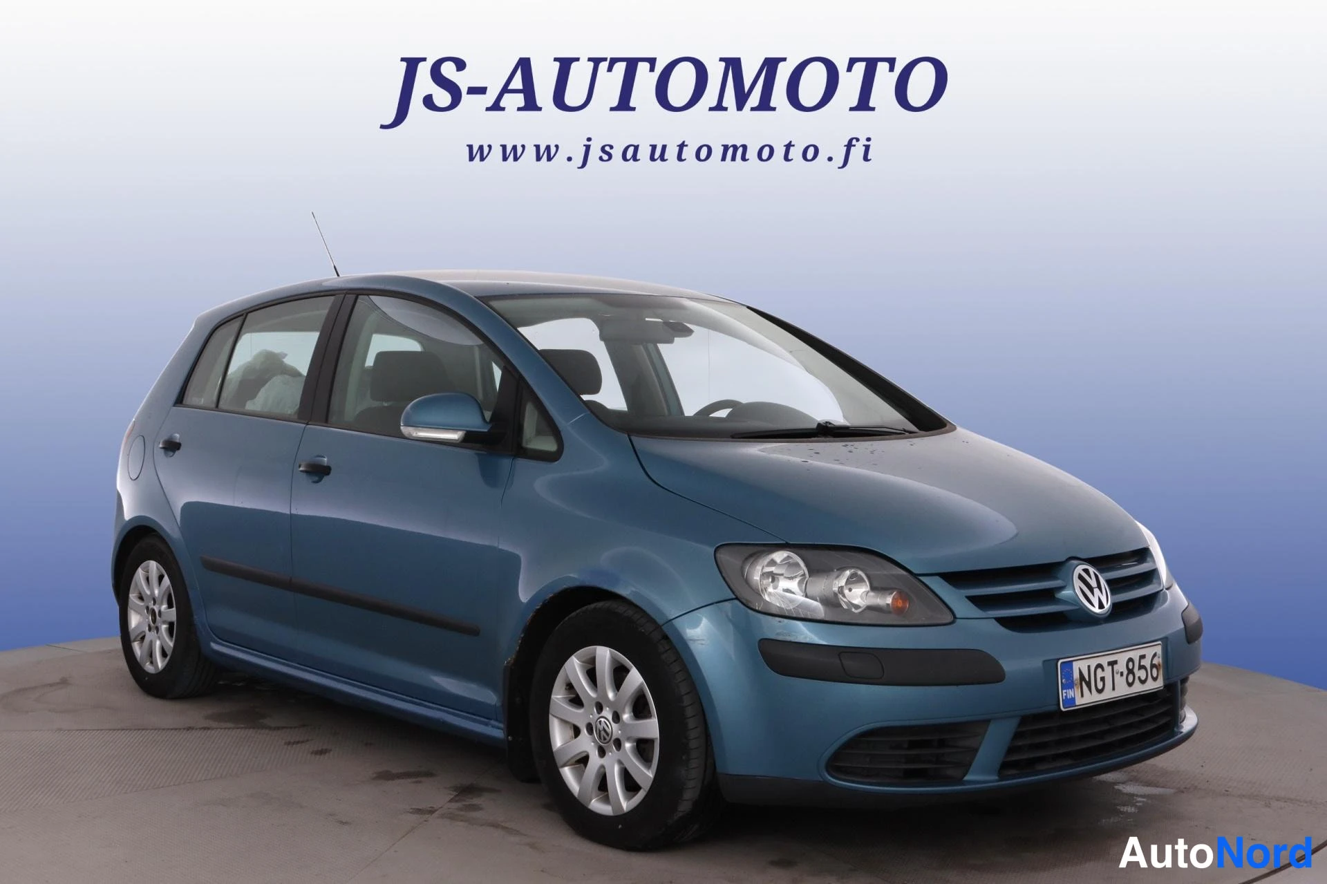 Sininen Volkswagen Golf Plus 2006, etuviisto, keula oikealle, kuva 2