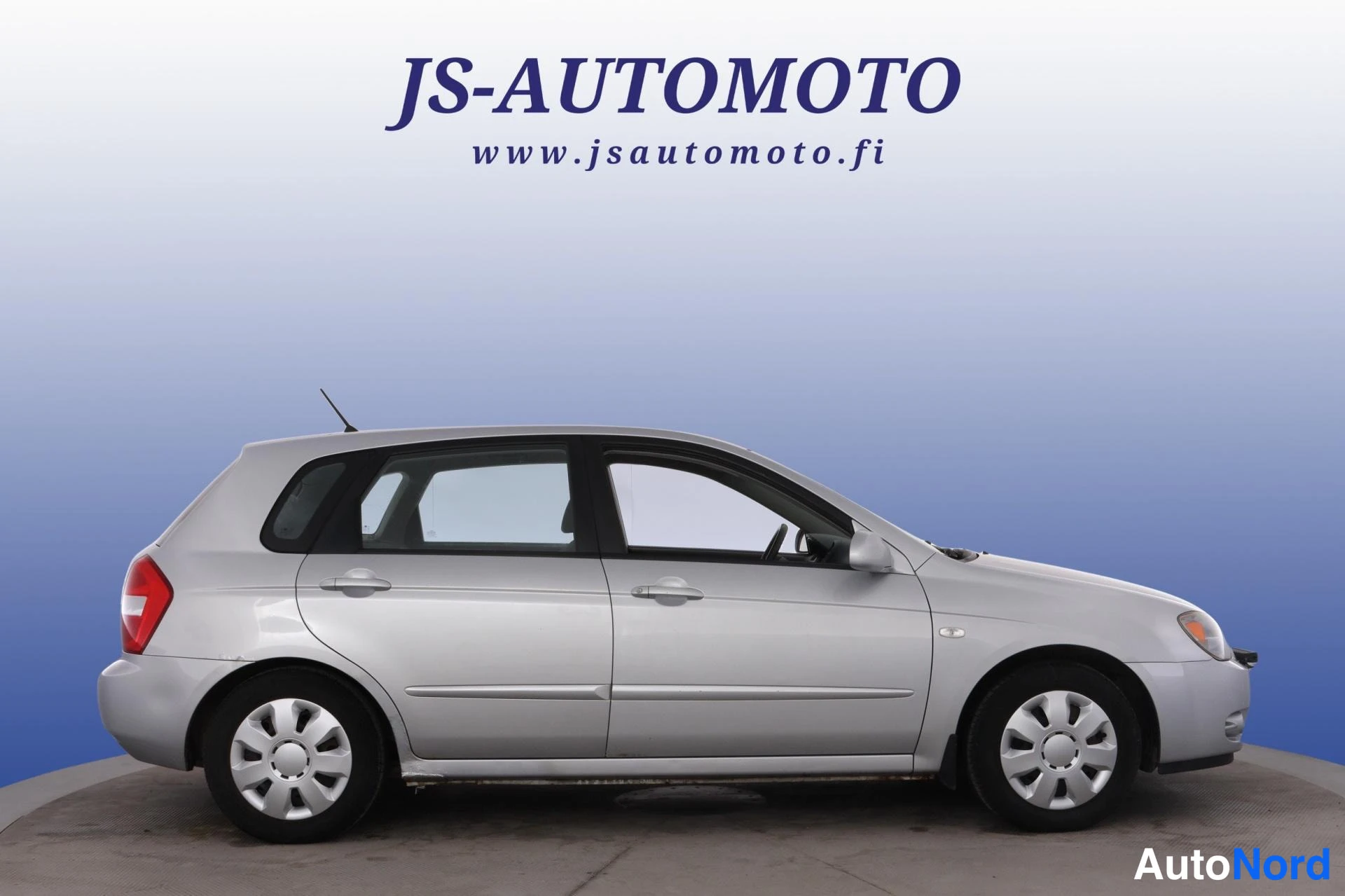 Harmaa Kia Cerato 2005, sivulta, kuva 4