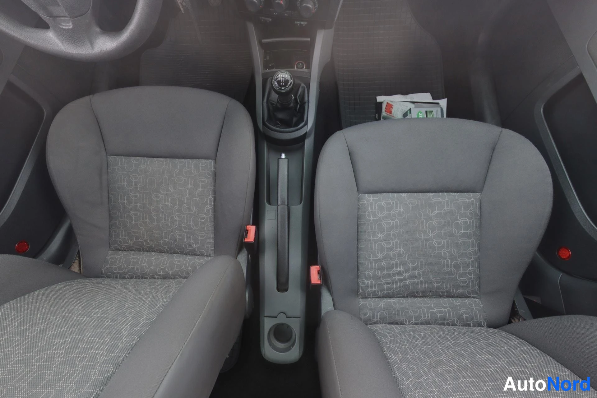 Sininen Seat Cordoba 2006, etuistuimet, kuva 11