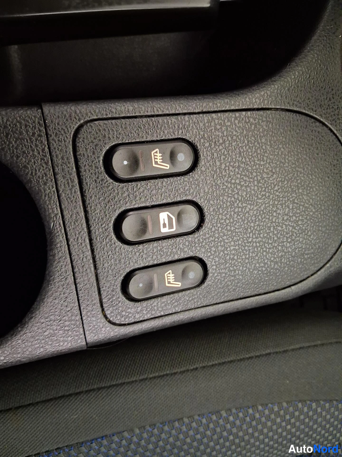 Punainen Nissan Qashqai 2007, yksityiskohta, kuva 19